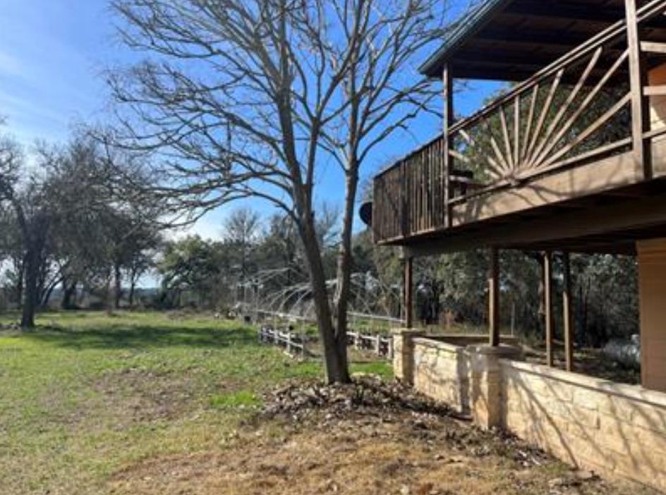 230 Six Pines Rd, San Marcos, TX 78666