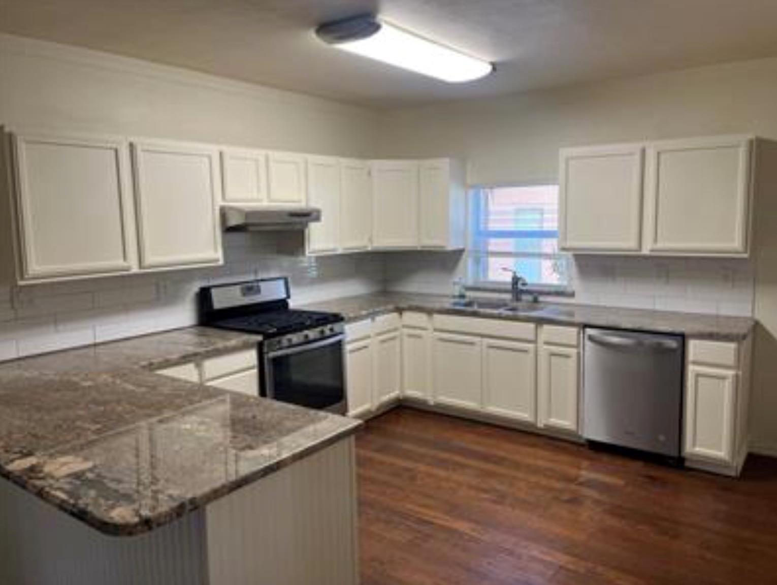 230 Six Pines Rd, San Marcos, TX 78666