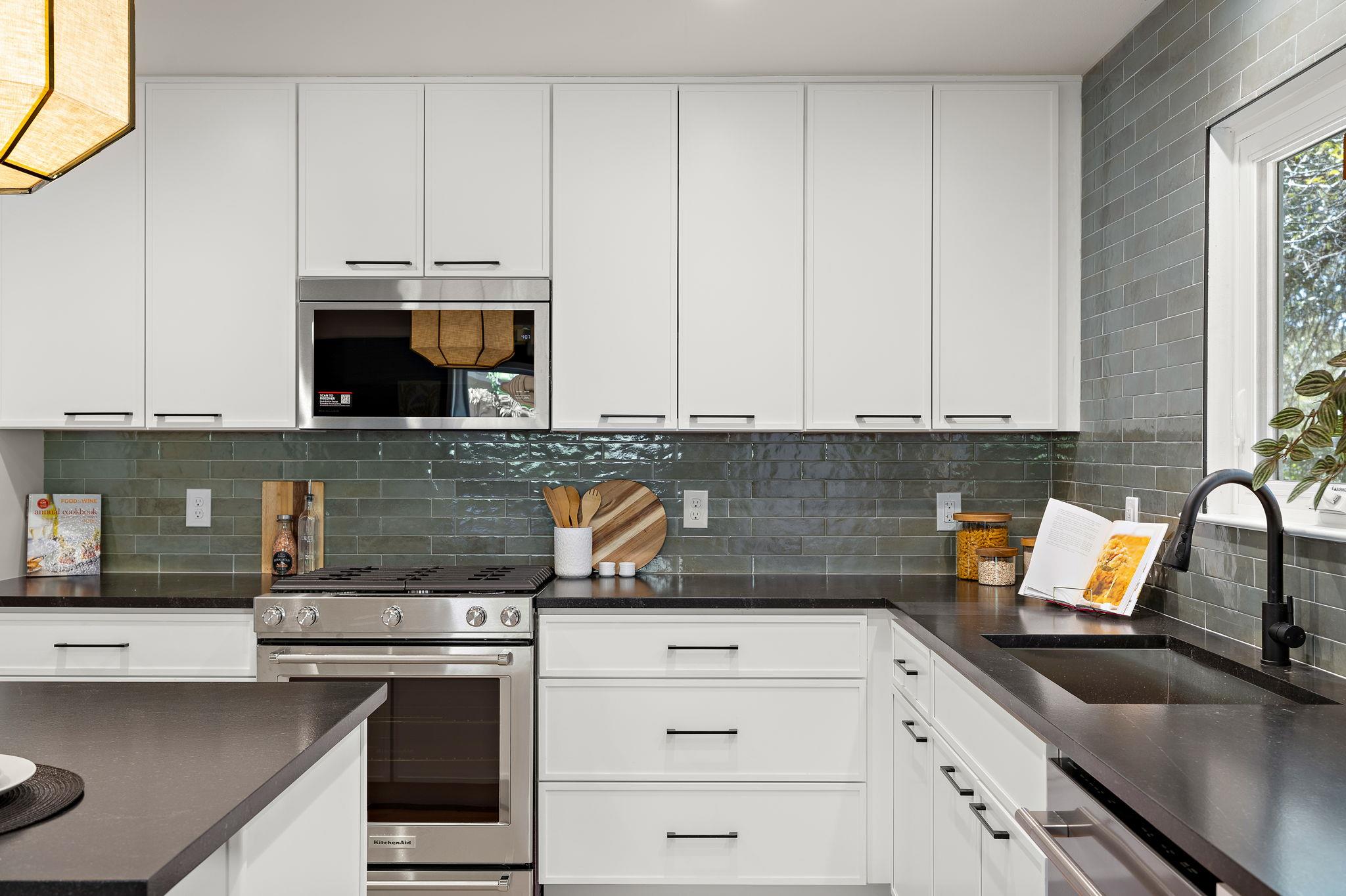 8102 Burrell Dr, Austin, TX 78757