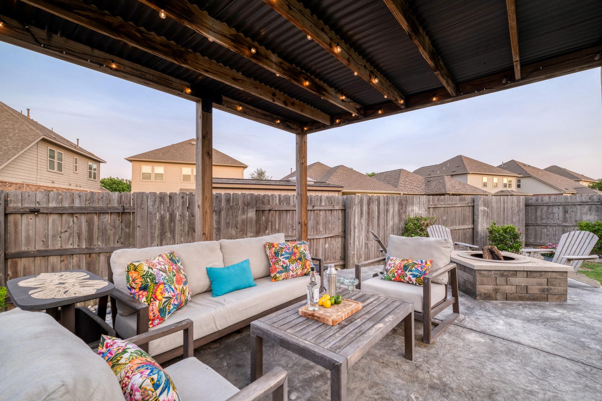 2621 Auburn Chestnut Ln, Pflugerville, TX 78660