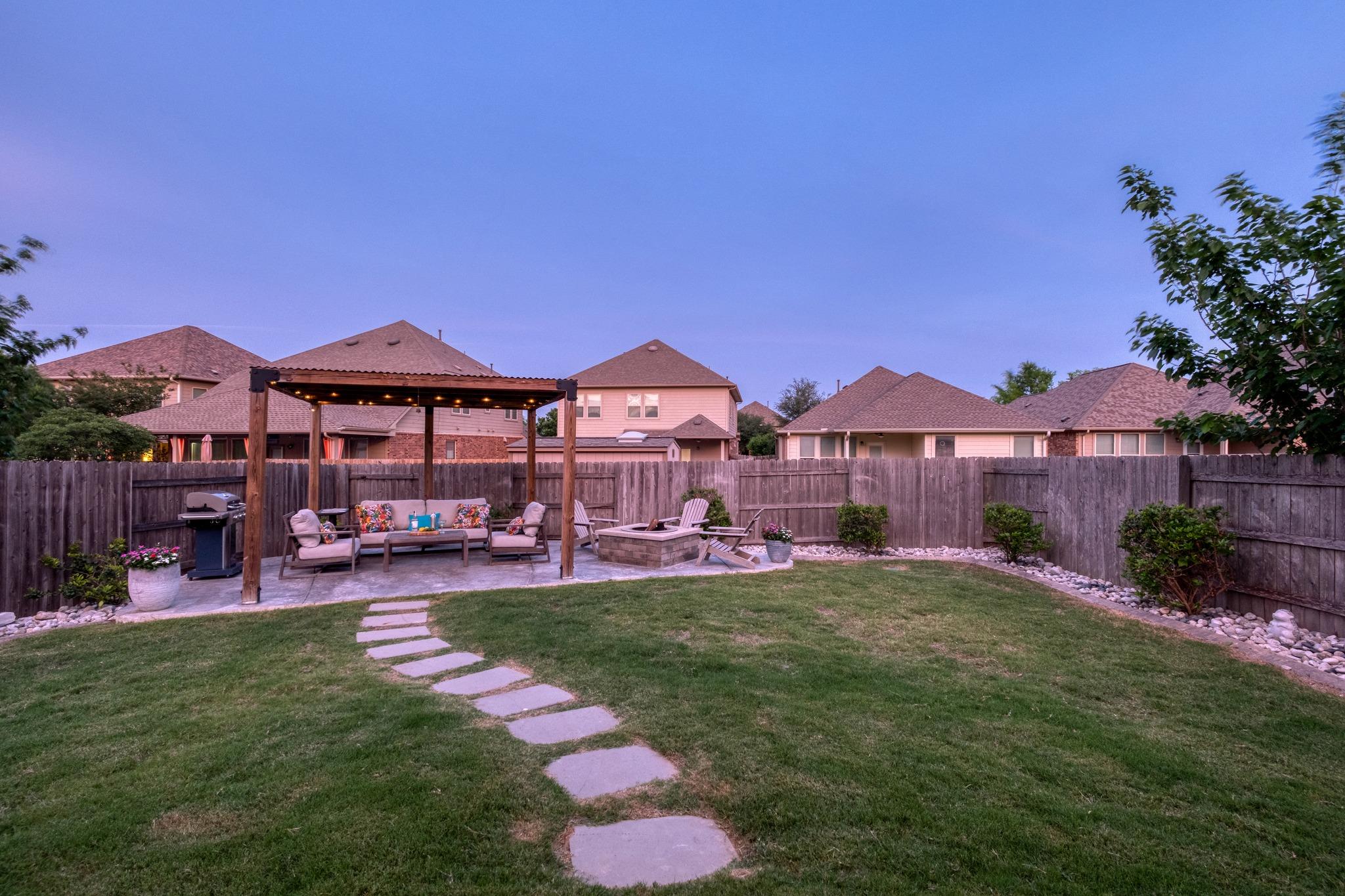 2621 Auburn Chestnut Ln, Pflugerville, TX 78660