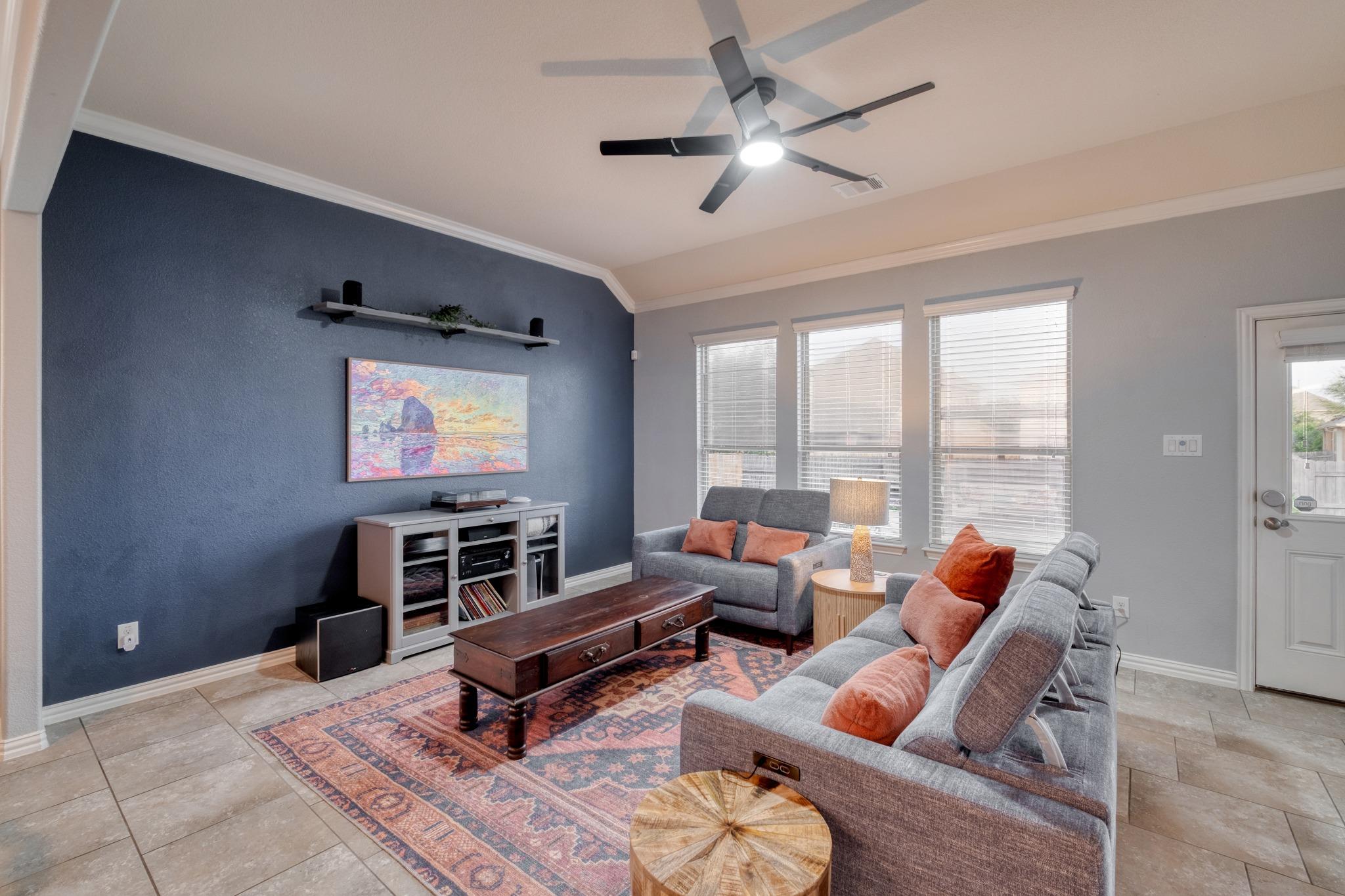 2621 Auburn Chestnut Ln, Pflugerville, TX 78660