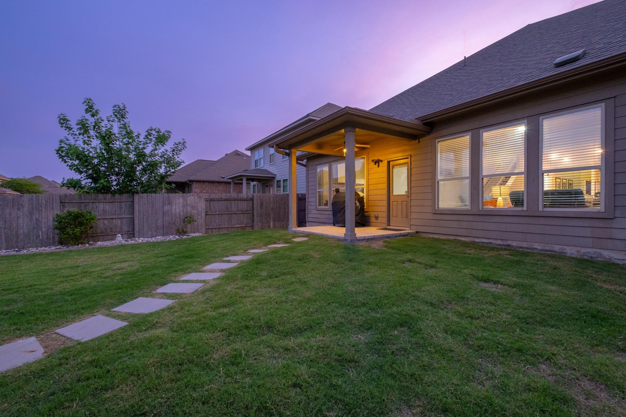 2621 Auburn Chestnut Ln, Pflugerville, TX 78660