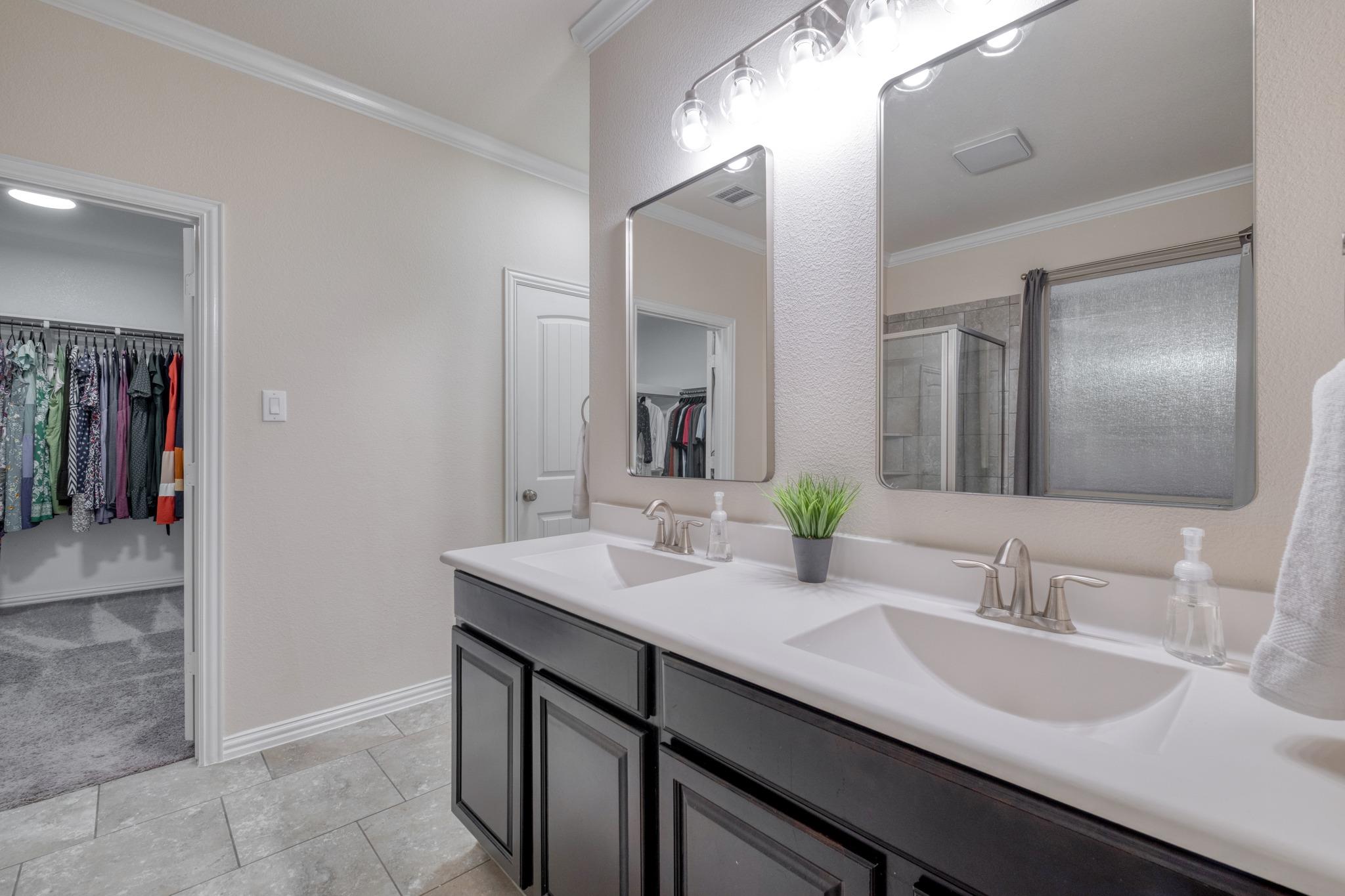 2621 Auburn Chestnut Ln, Pflugerville, TX 78660