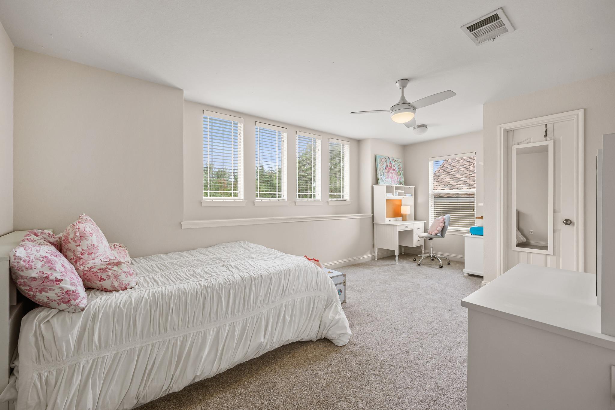 14429 American Kestrel Dr, Austin, TX 78738