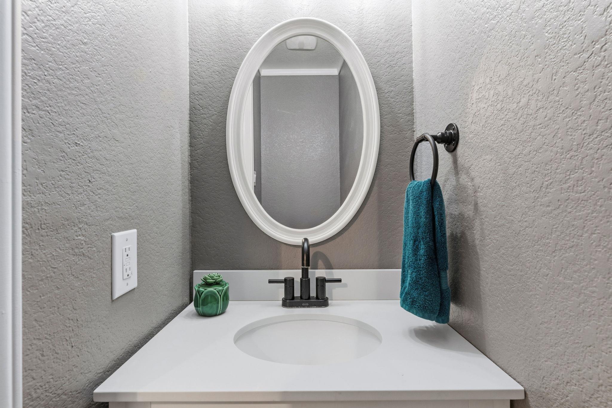 310 Myrtle St, Kyle, TX 78640