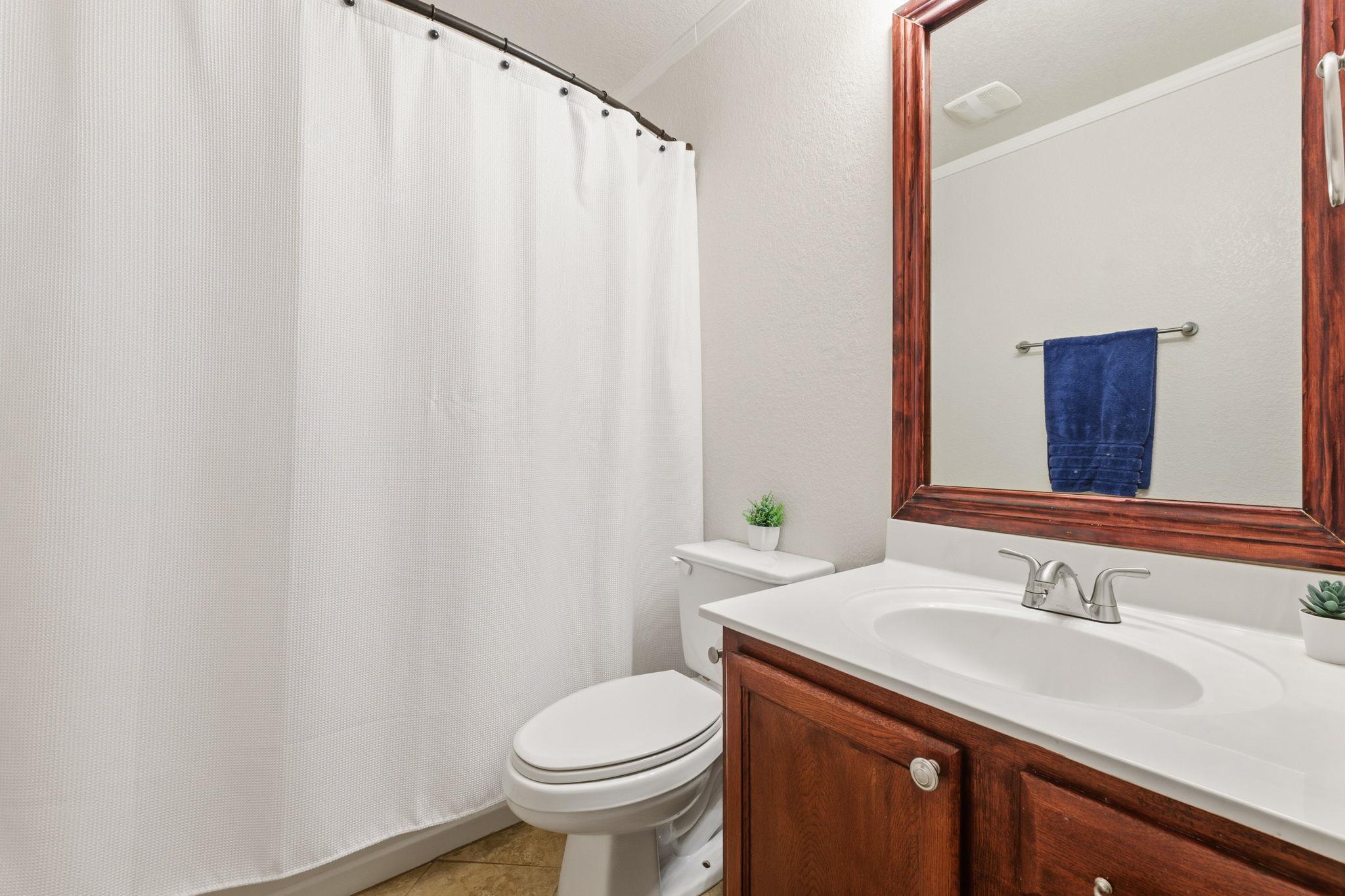 310 Myrtle St, Kyle, TX 78640