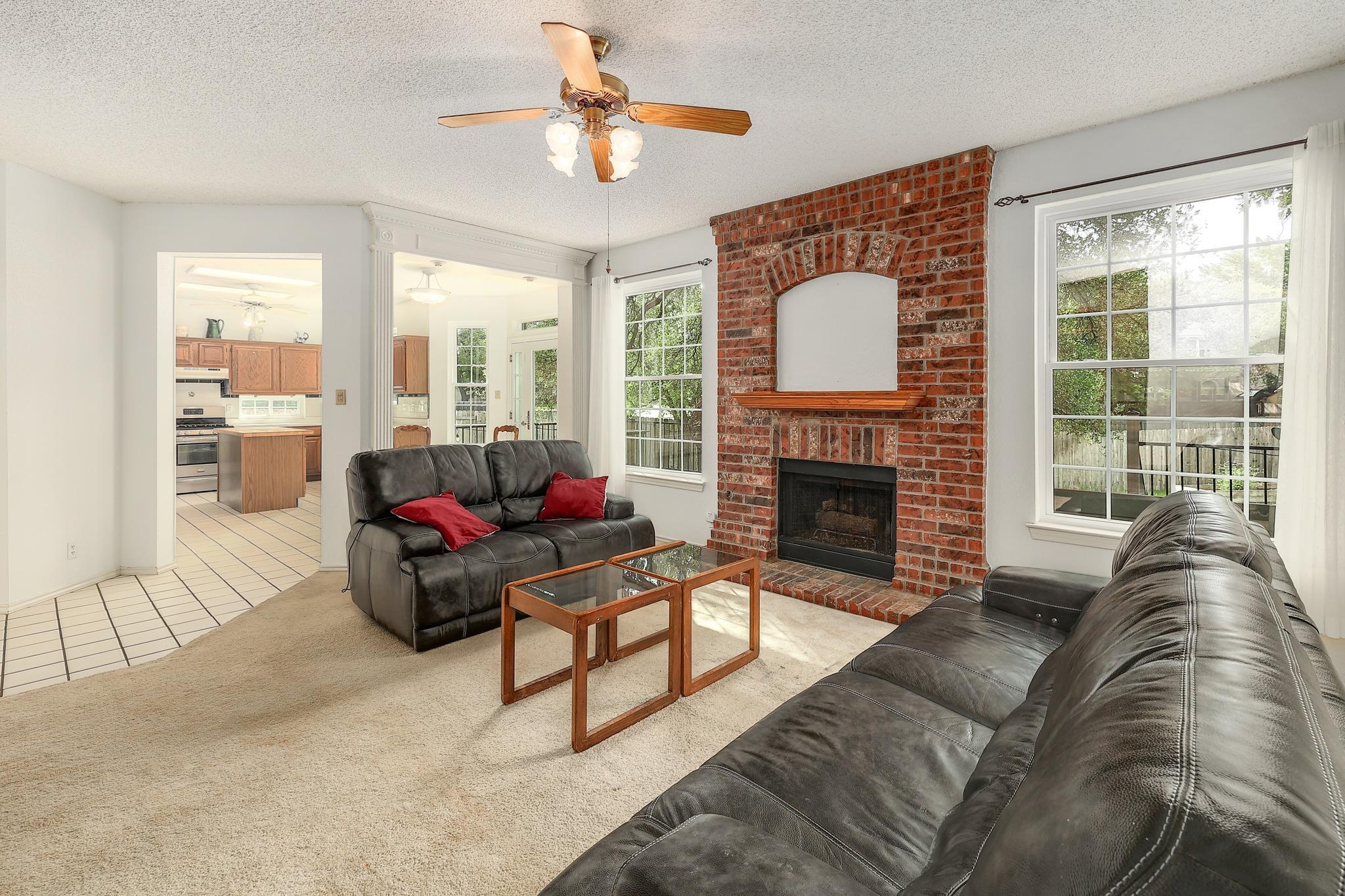 2601 Starling Dr, Round Rock, TX 78681