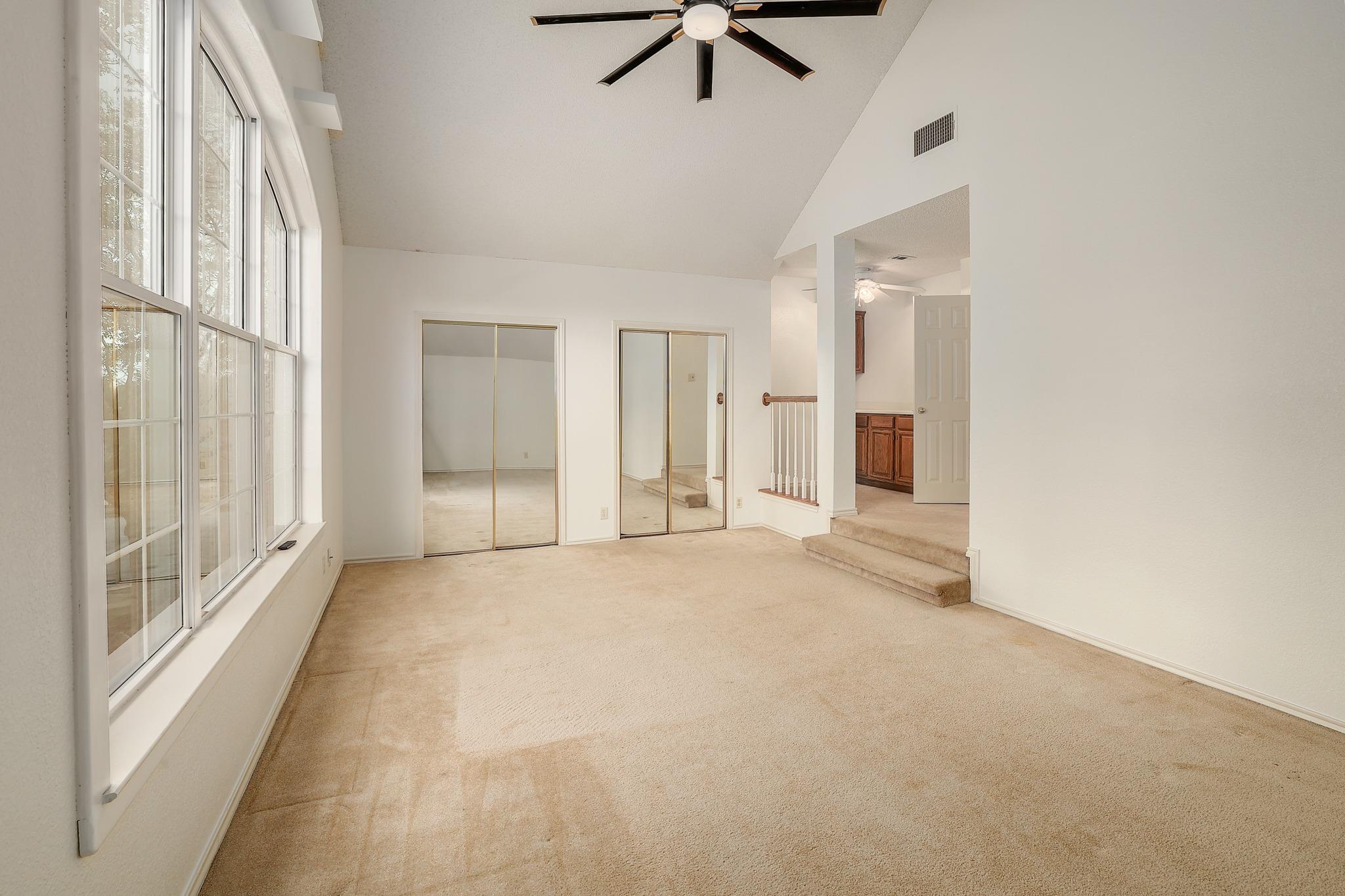 2601 Starling Dr, Round Rock, TX 78681