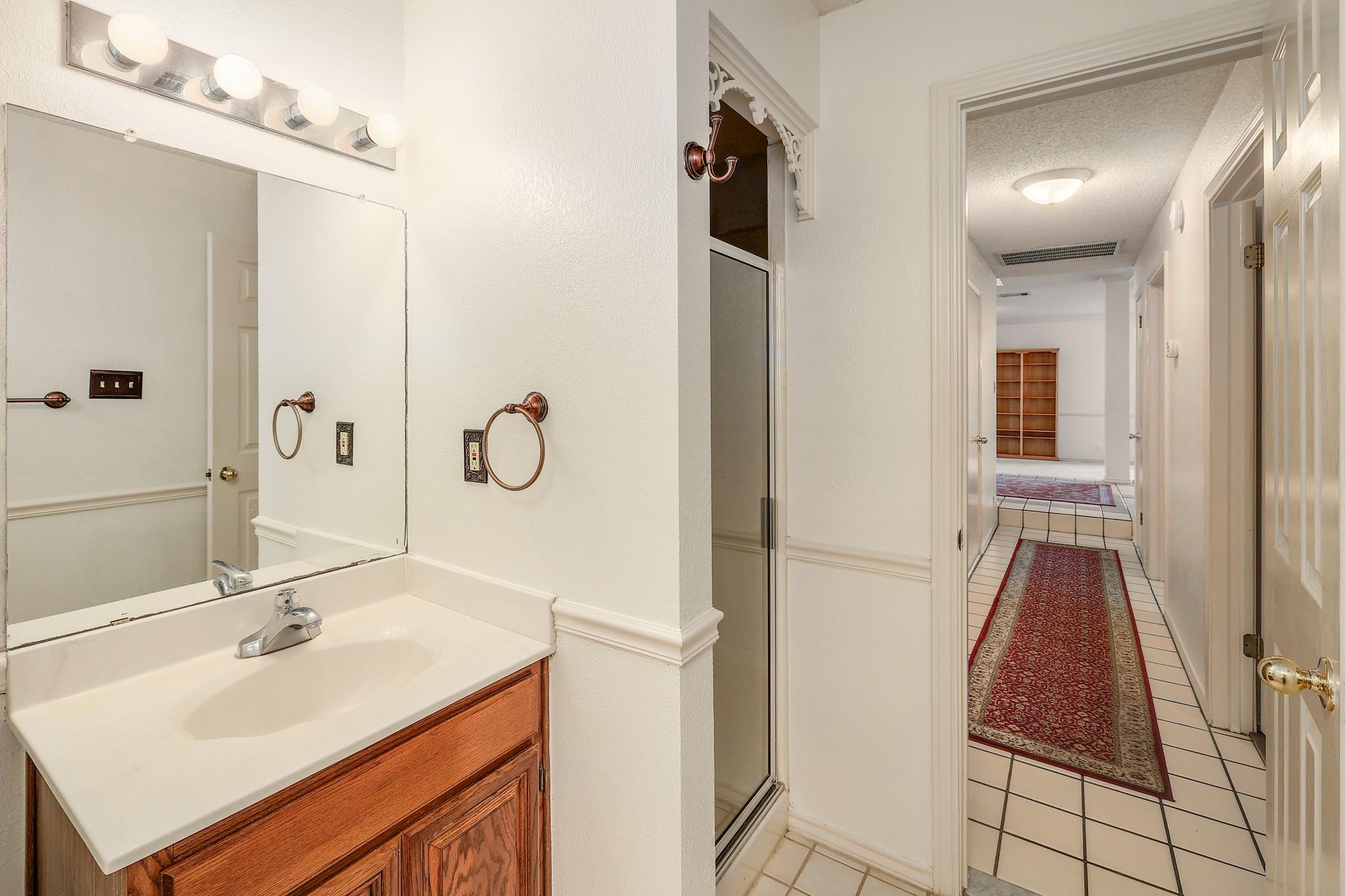 2601 Starling Dr, Round Rock, TX 78681