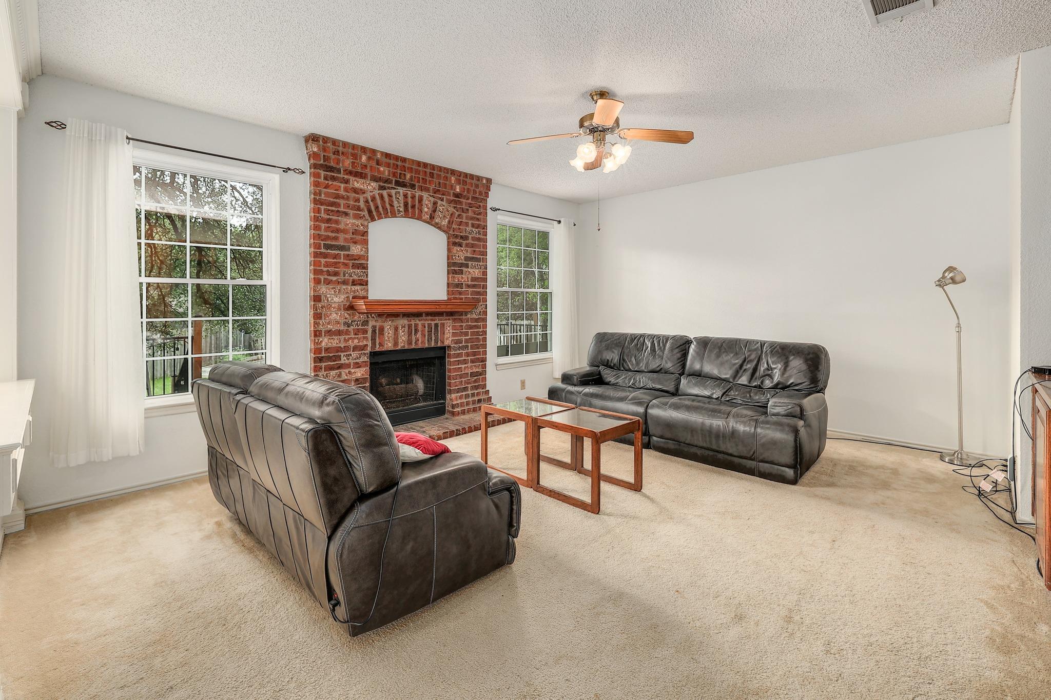 2601 Starling Dr, Round Rock, TX 78681