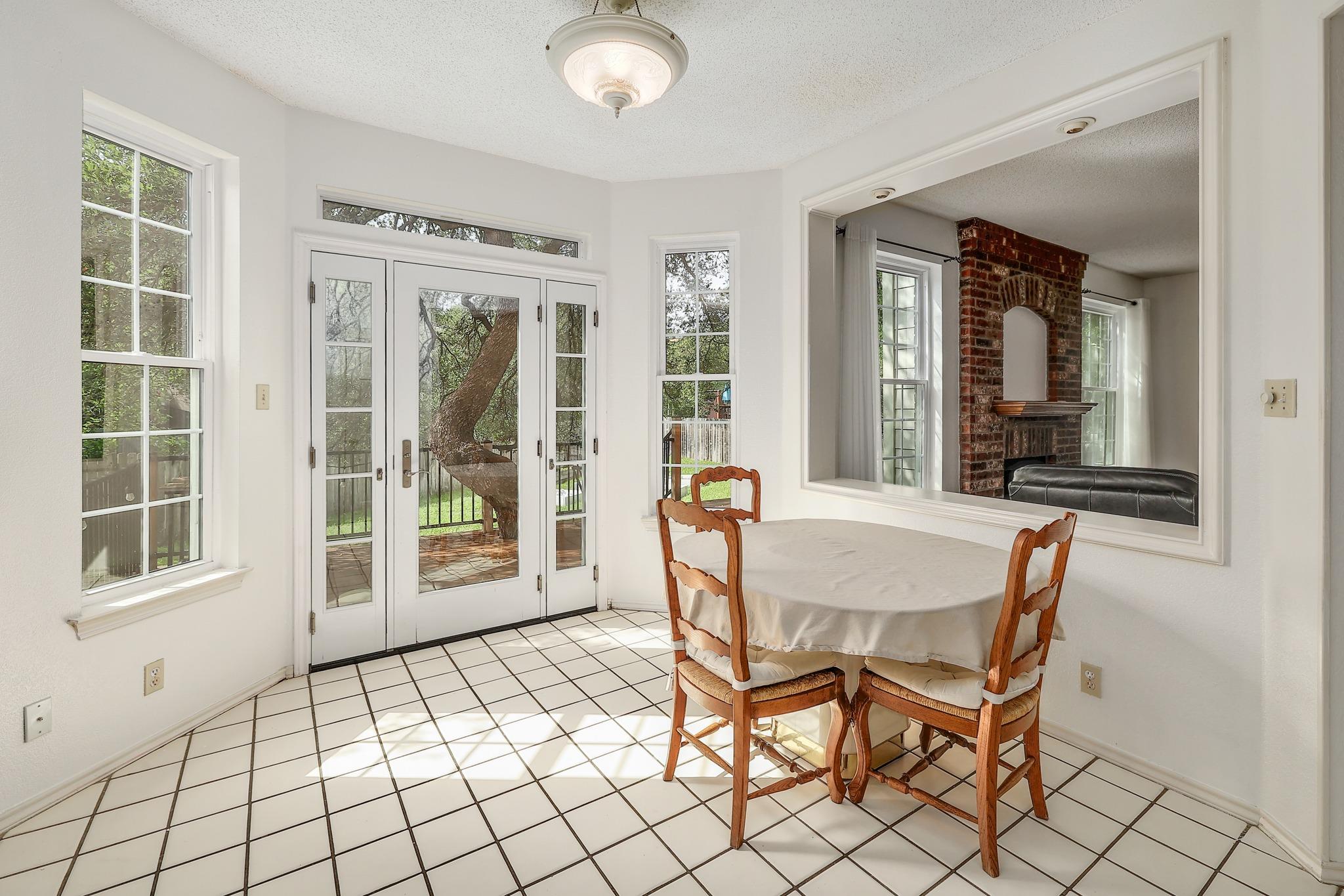 2601 Starling Dr, Round Rock, TX 78681