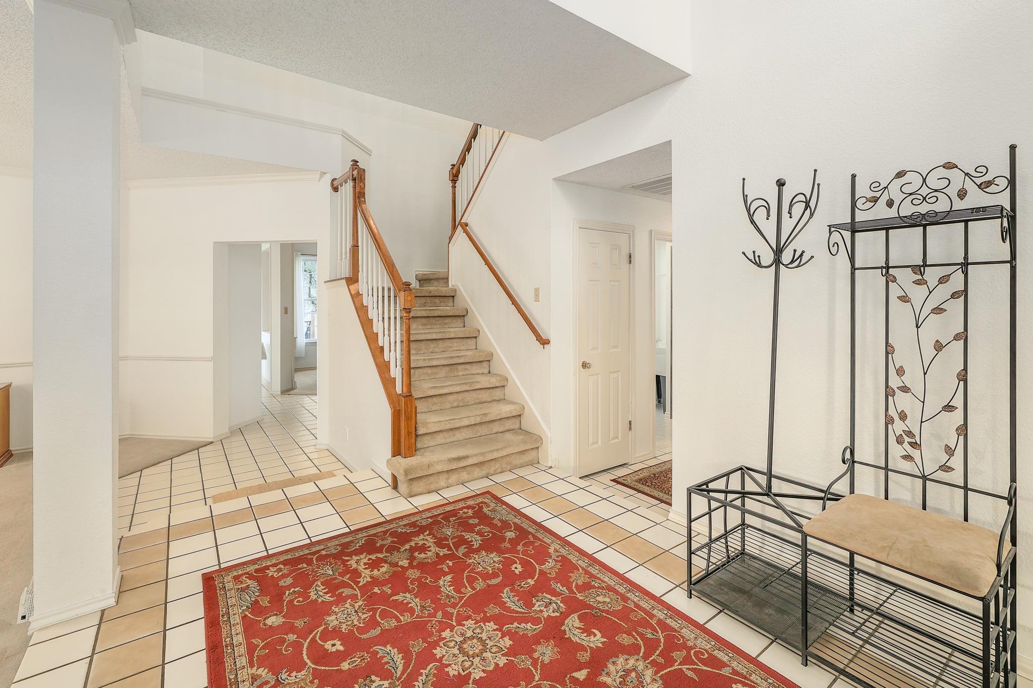 2601 Starling Dr, Round Rock, TX 78681