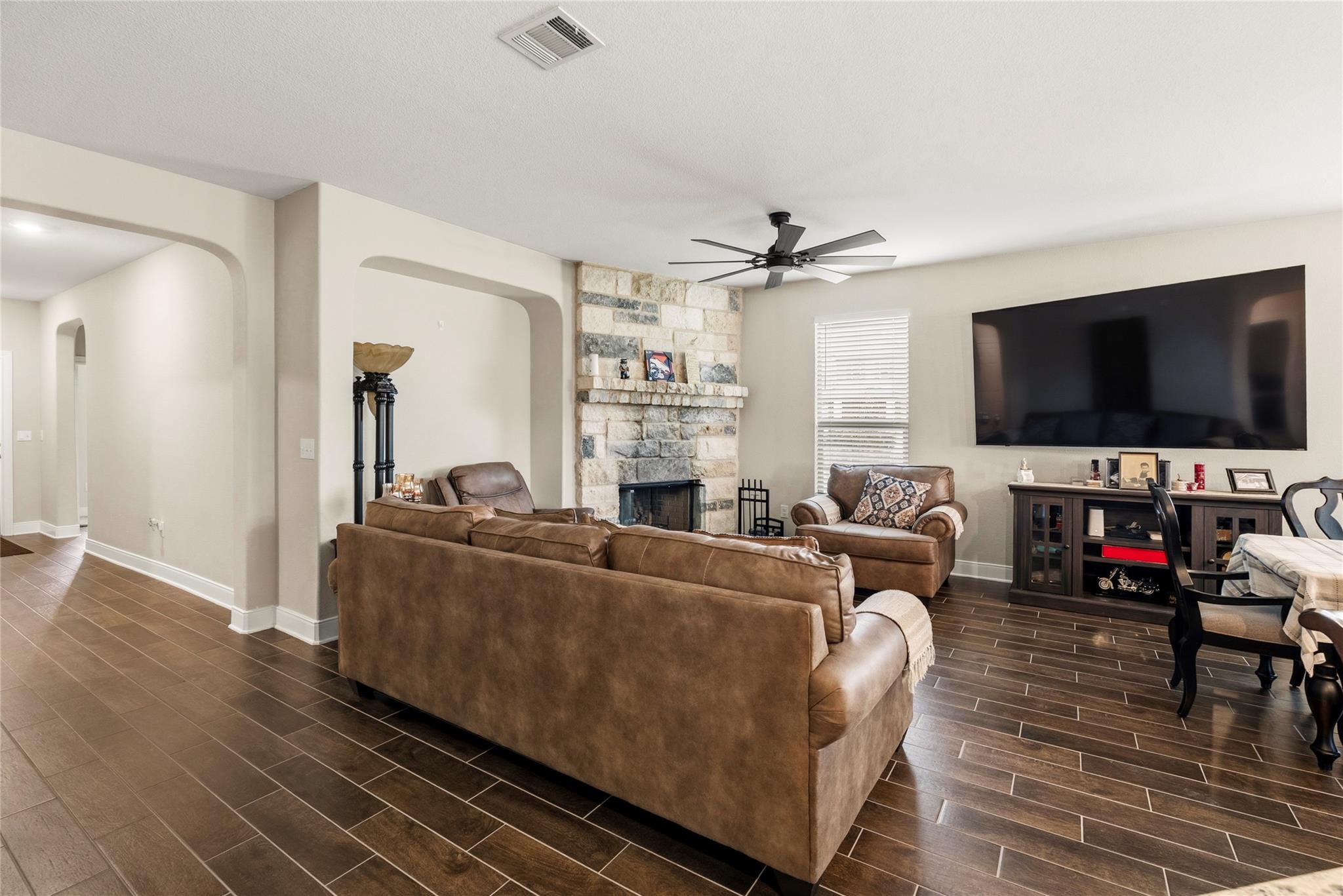 105 West Point Way, Elgin, TX 78621