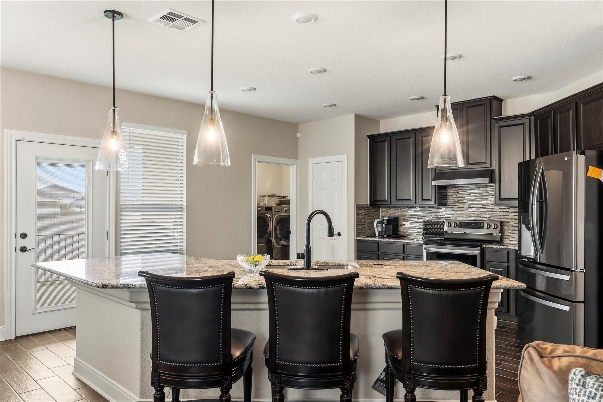 105 West Point Way, Elgin, TX 78621