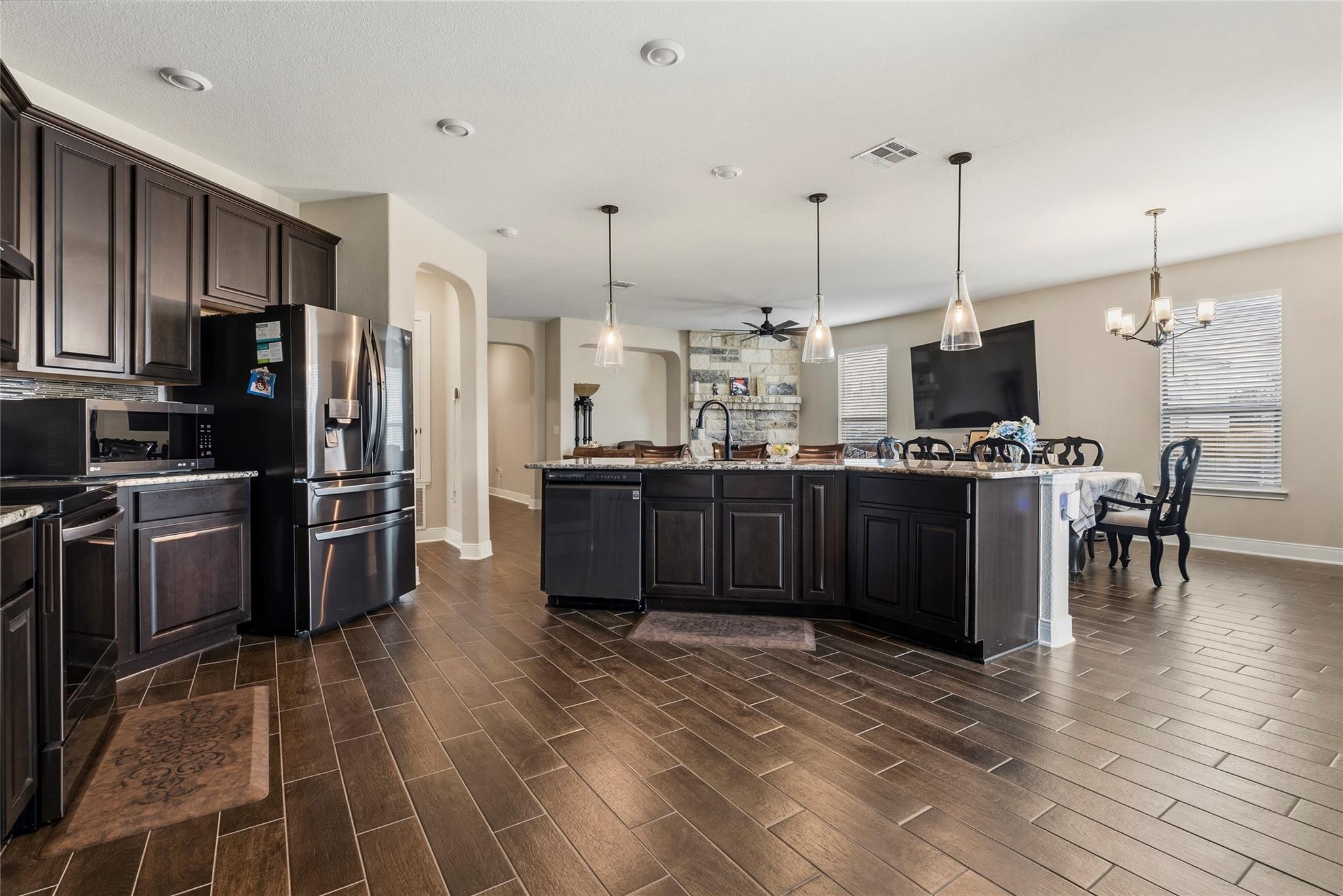 105 West Point Way, Elgin, TX 78621