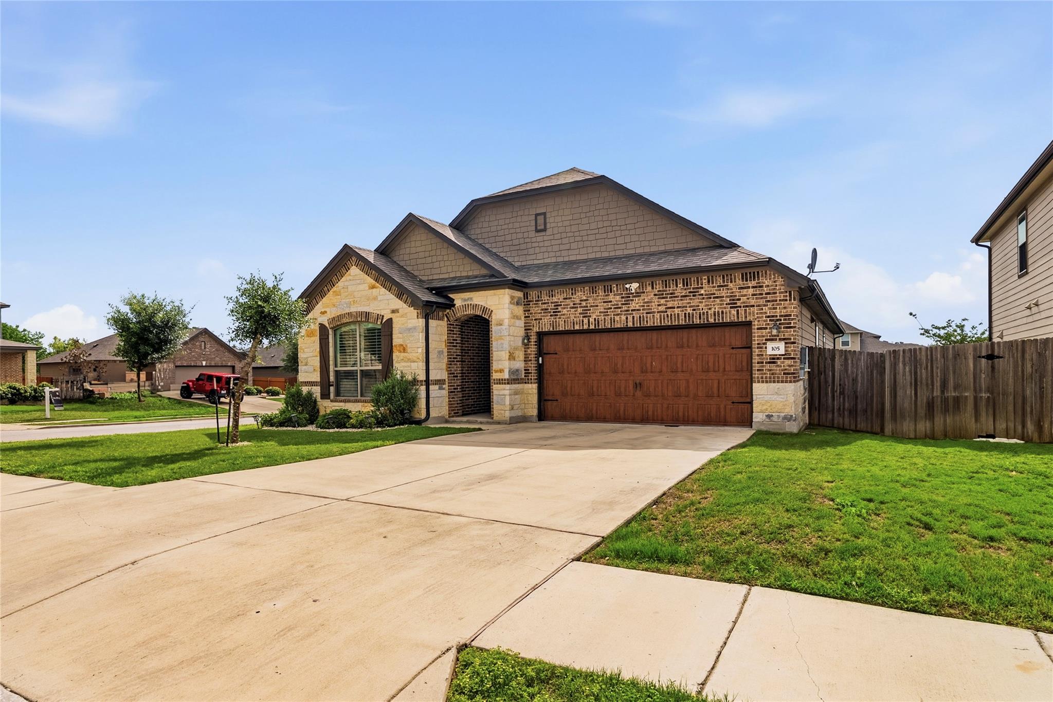 105 West Point Way, Elgin, TX 78621