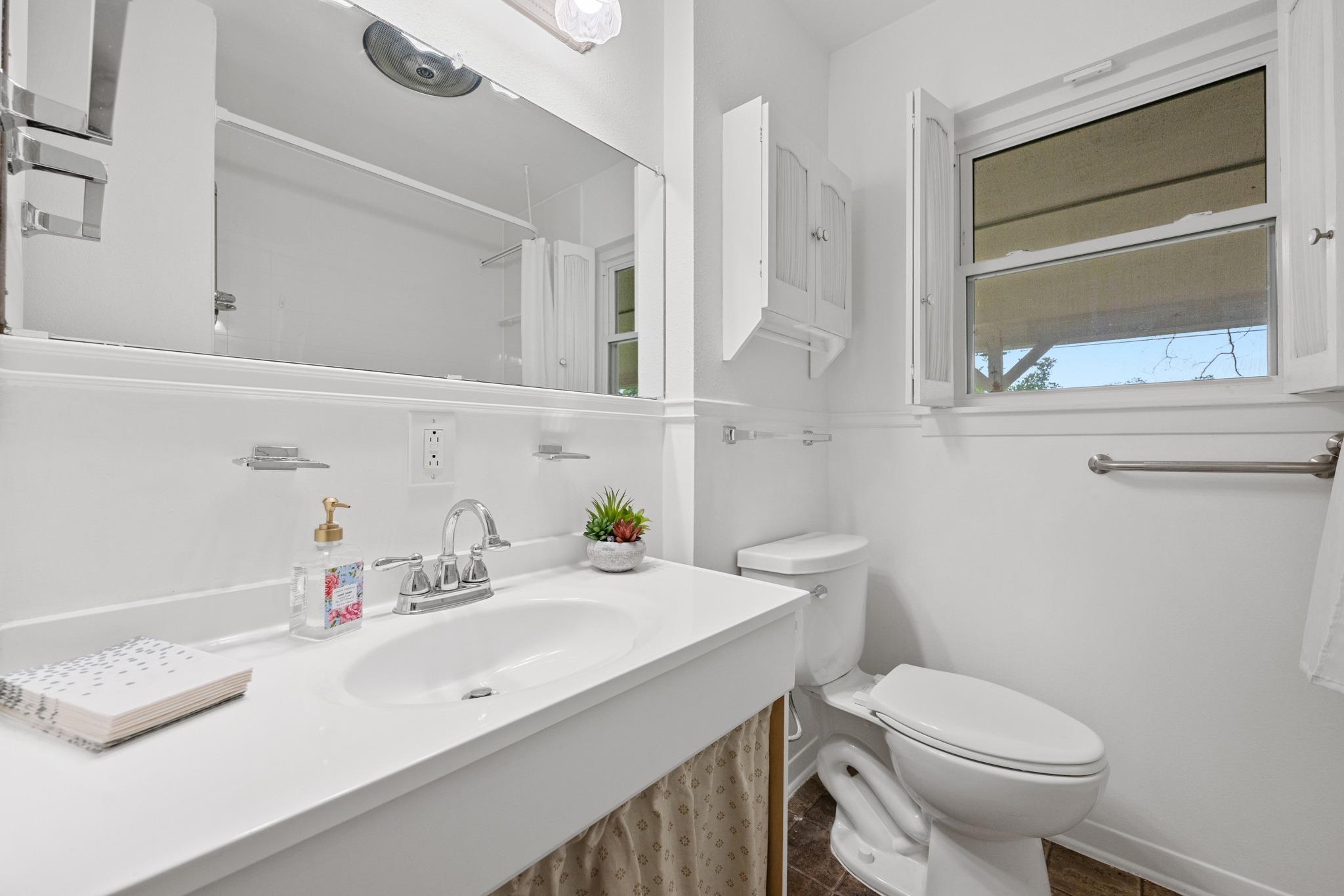 7000 Rufus Dr, Austin, TX 78752