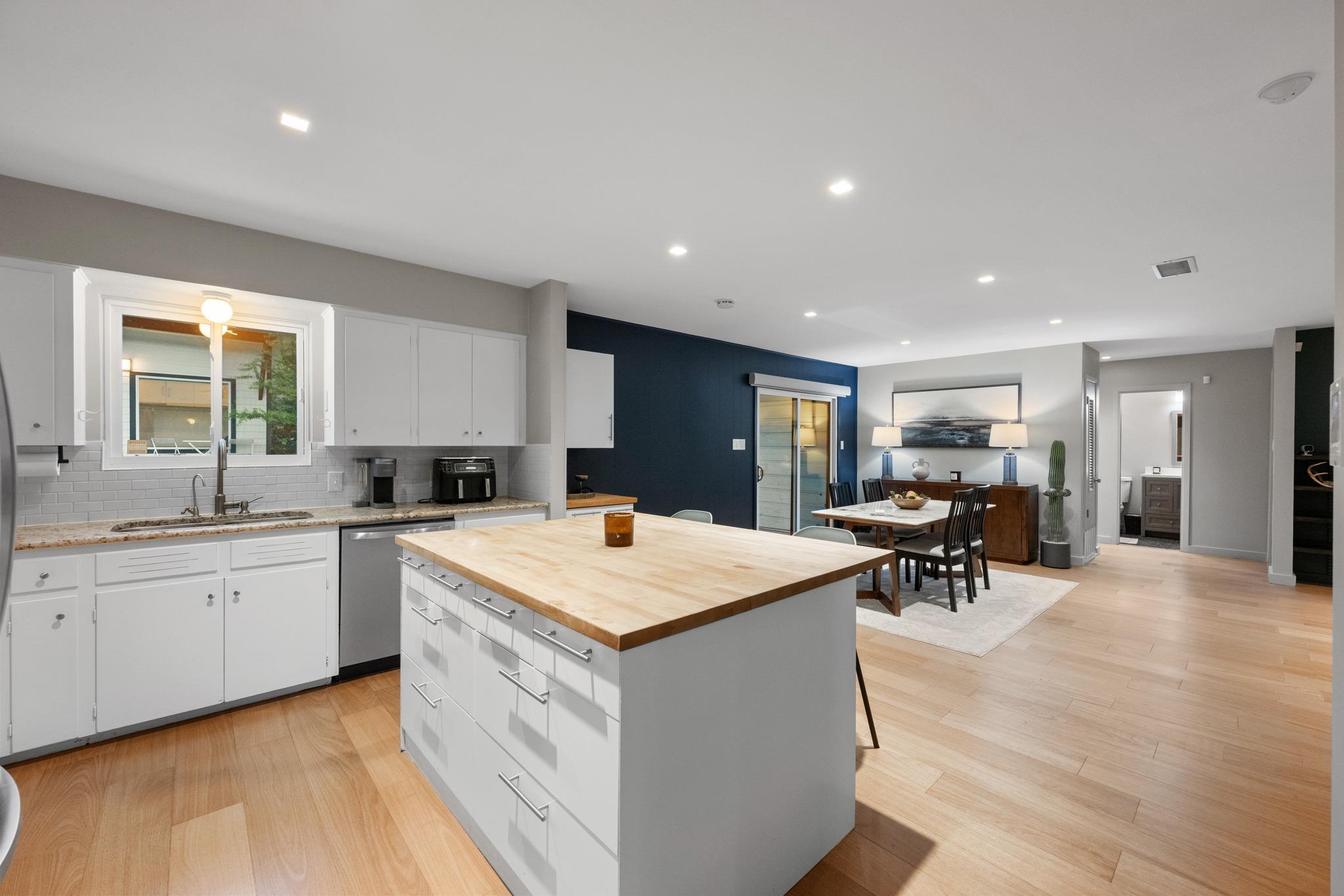 1723 Fawn Dr, Austin, TX 78741