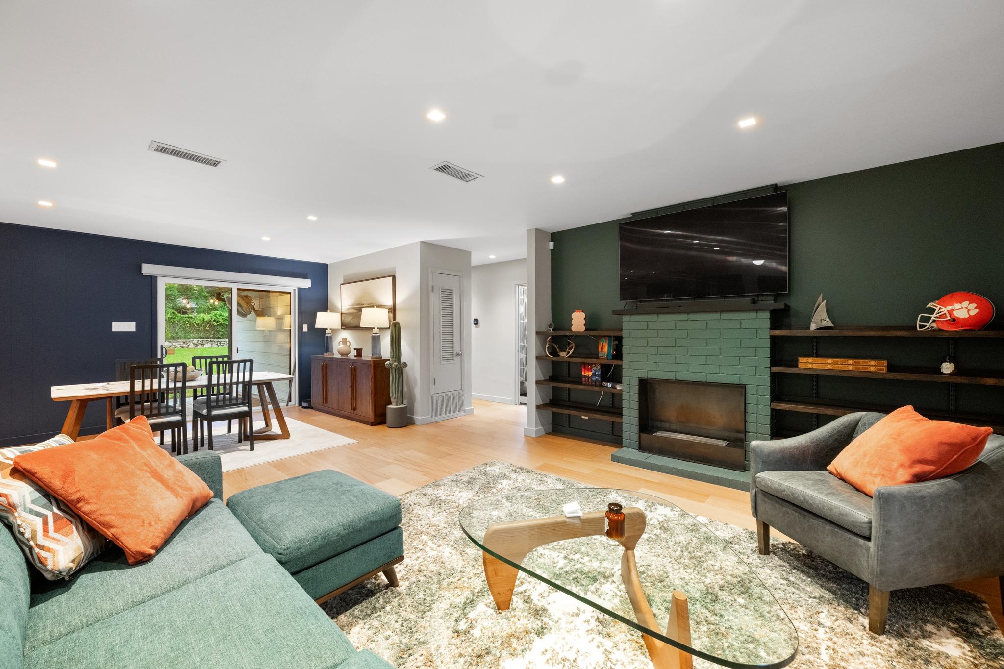 1723 Fawn Dr, Austin, TX 78741