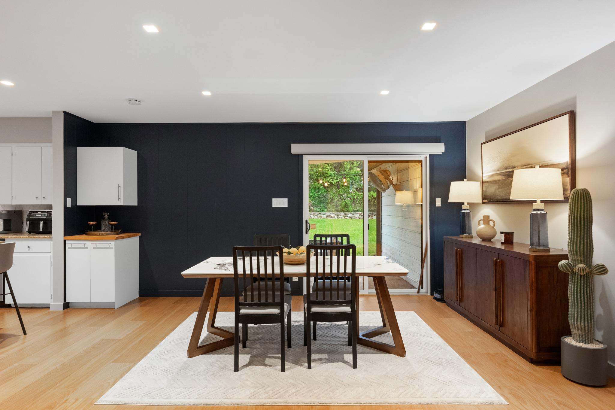 1723 Fawn Dr, Austin, TX 78741