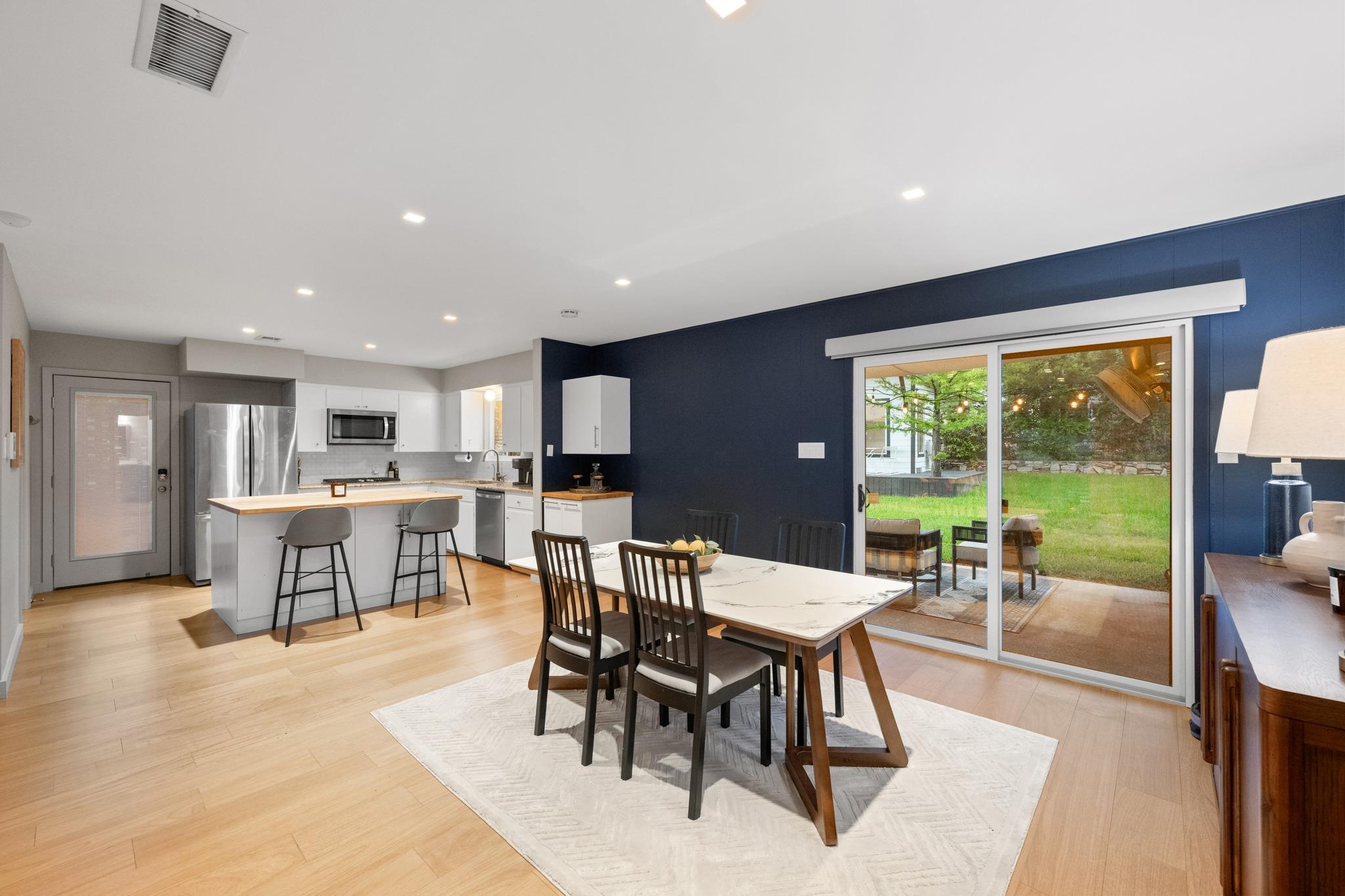 1723 Fawn Dr, Austin, TX 78741