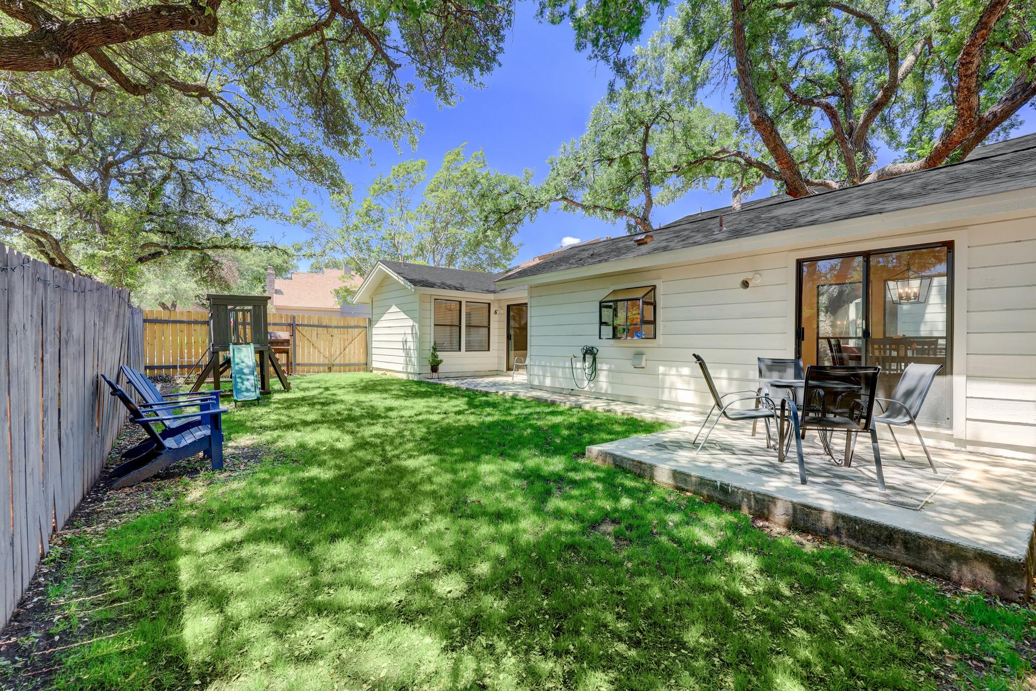 5609 Courtyard Cv, Austin, TX 78731