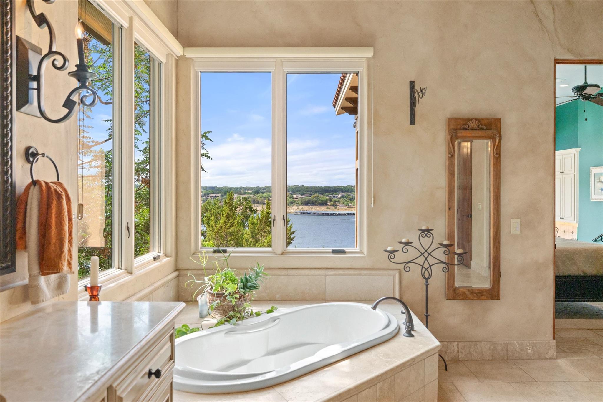 111 Sailfish St, Austin, TX 78734