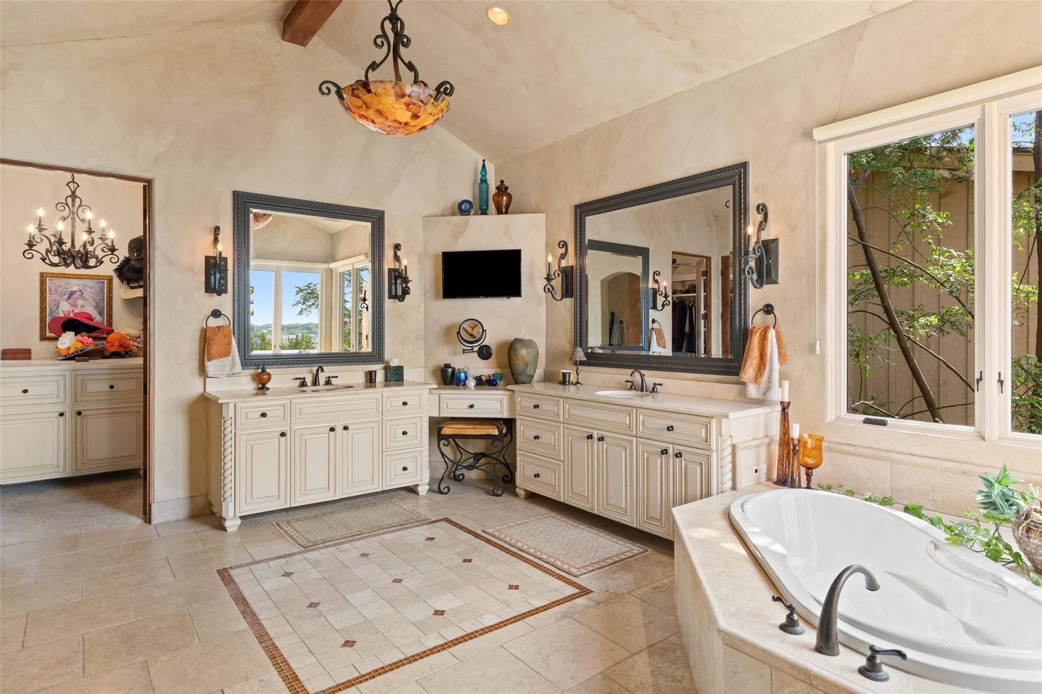 111 Sailfish St, Austin, TX 78734