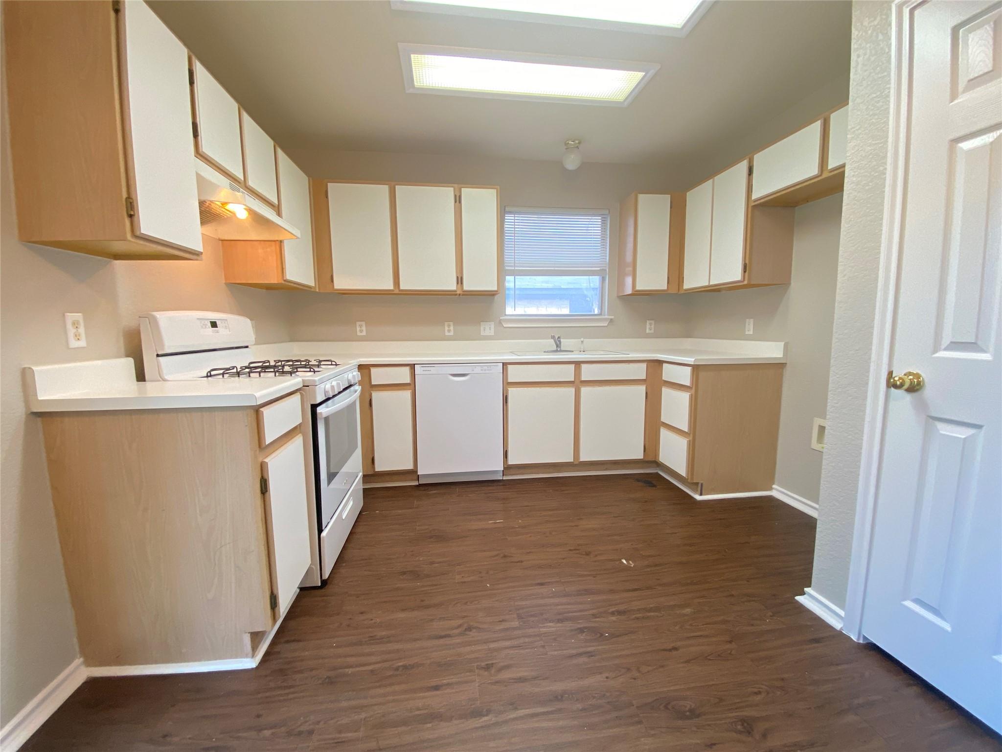 1502 Carriage Hills Trl, Cedar Park, TX 78613
