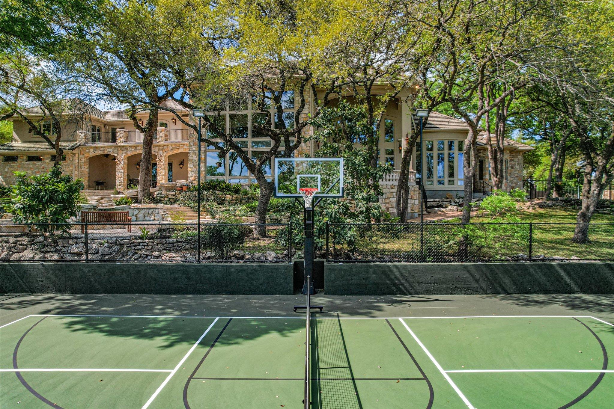 4646 Rockcliff Rd, Austin, TX 78746