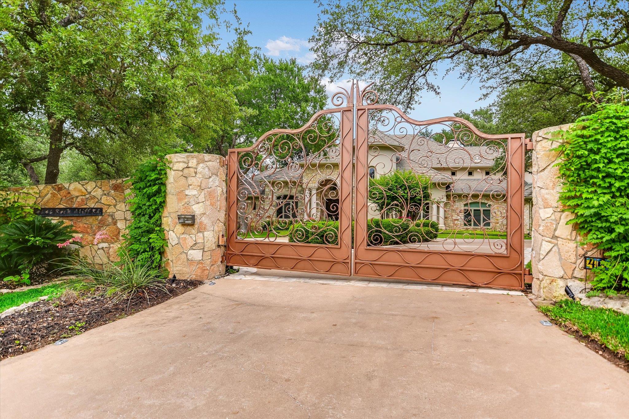 4646 Rockcliff Rd, Austin, TX 78746