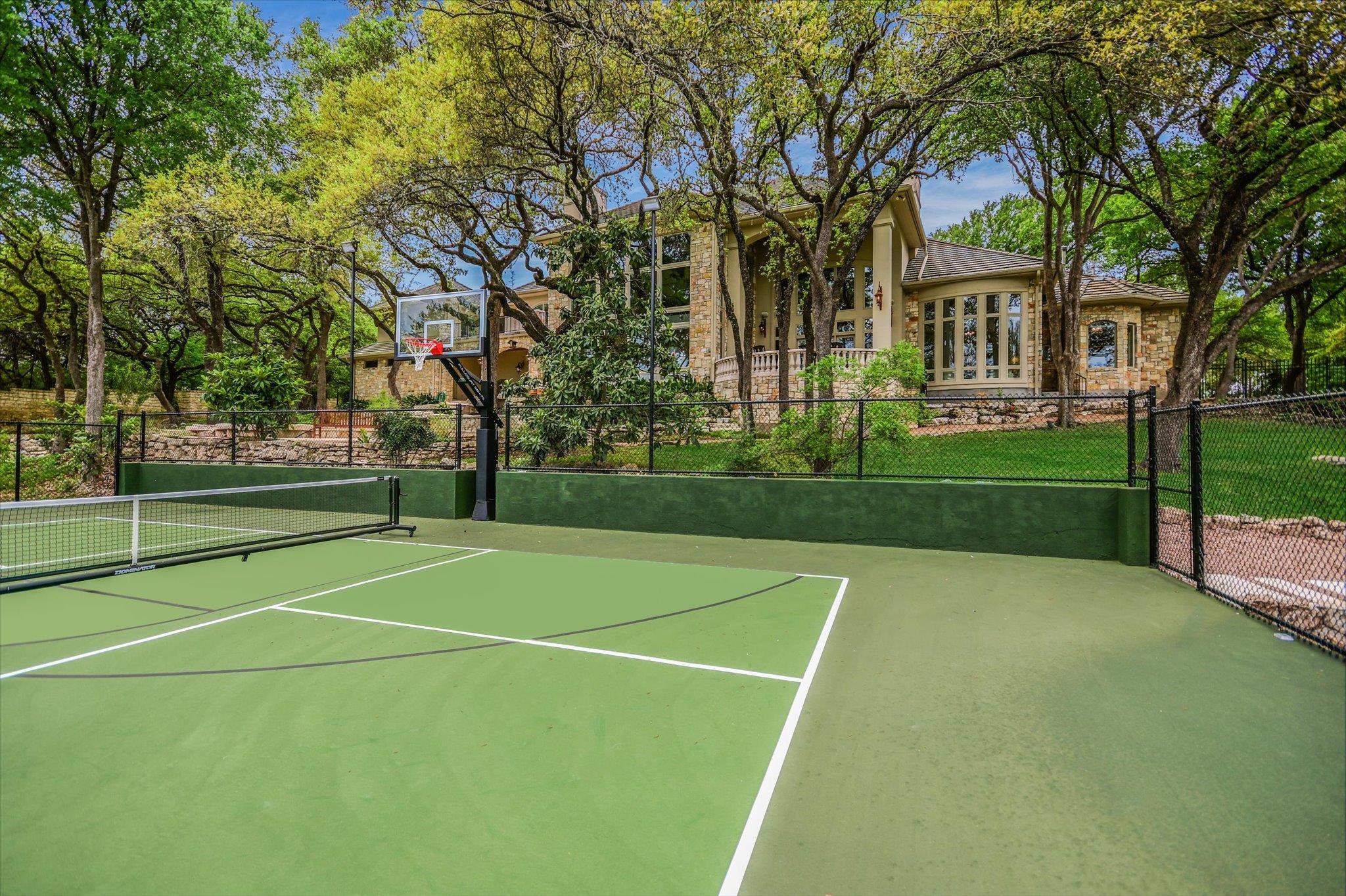 4646 Rockcliff Rd, Austin, TX 78746