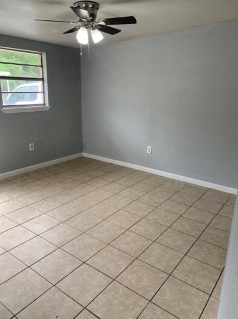 1013 Hackberry St # B, San Marcos, TX 78666