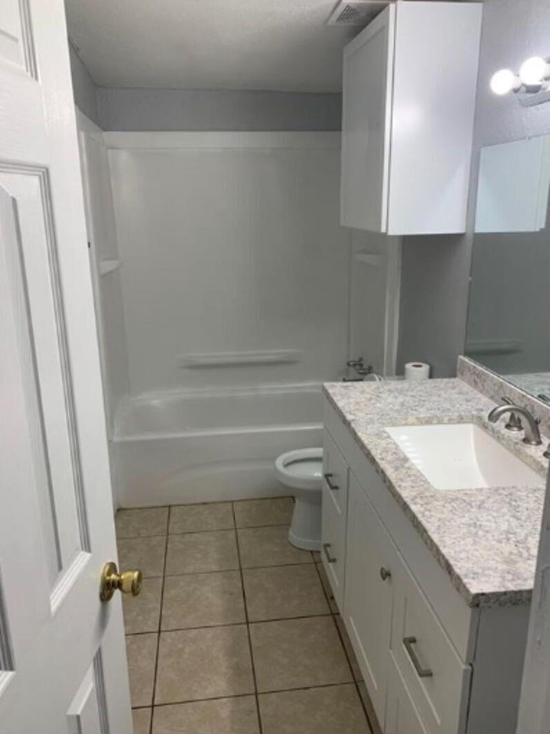 1013 Hackberry St # B, San Marcos, TX 78666