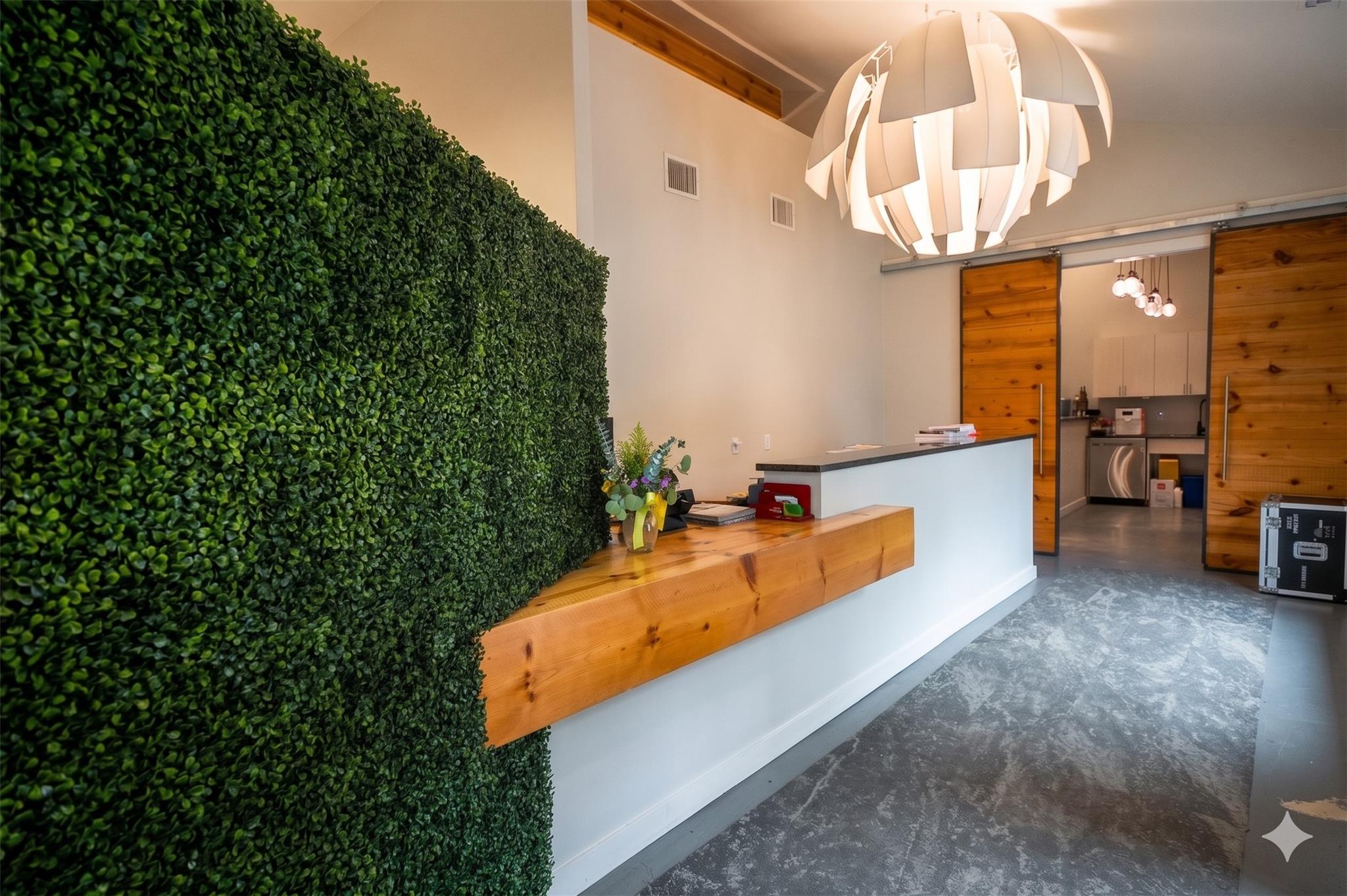 612 Winflo Dr, Austin, TX 78703