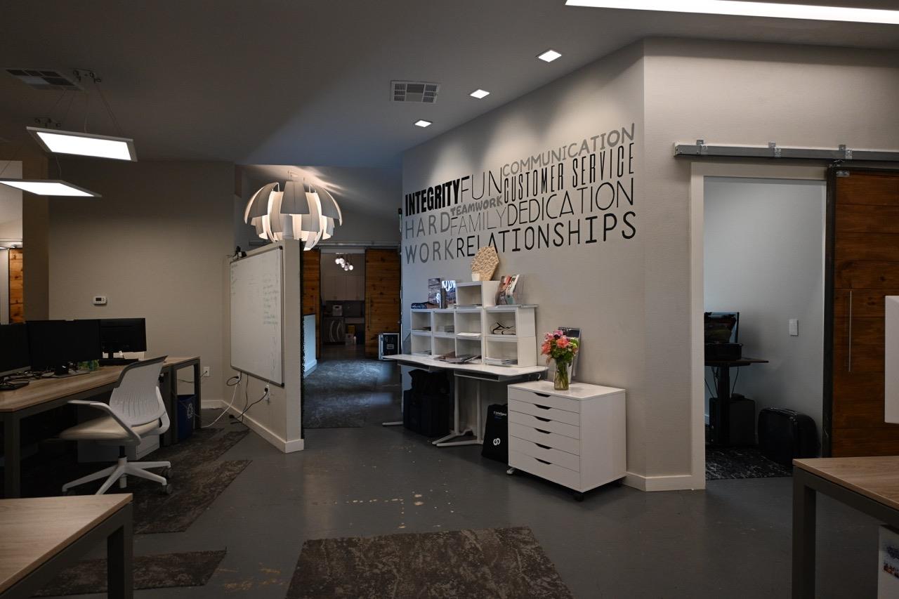 612 Winflo Dr, Austin, TX 78703