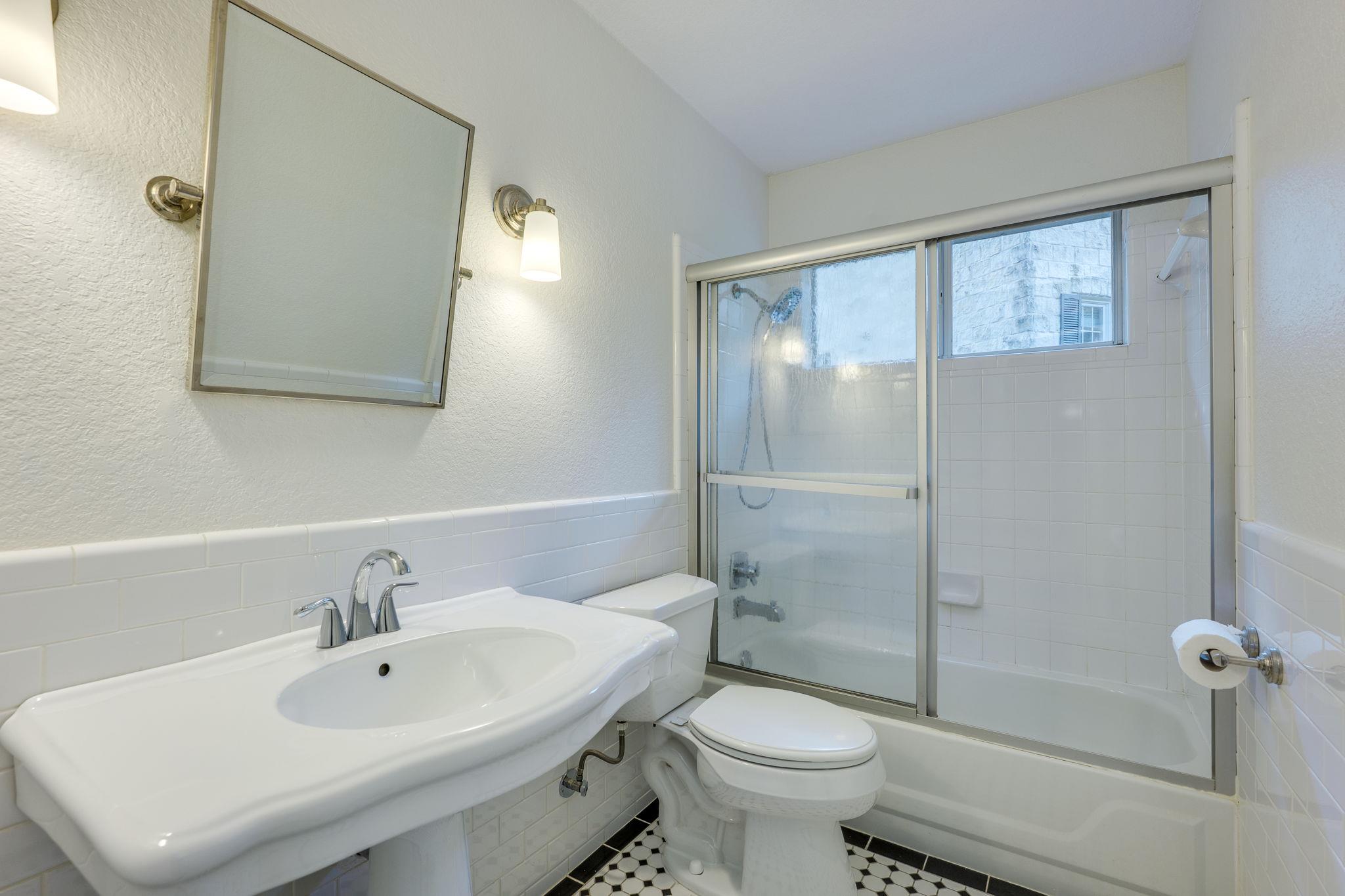 6411 Johanne Ct, Austin, TX 78750