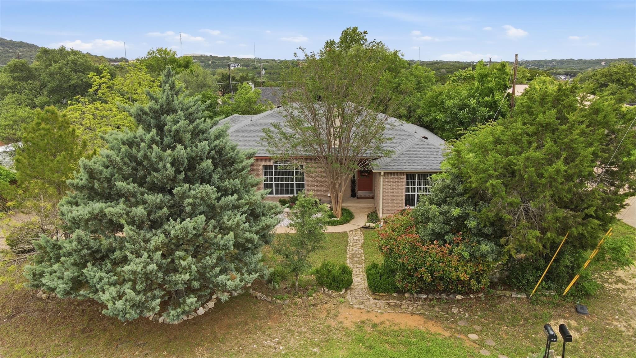 21142 Northland Dr, Lago Vista, TX 78645