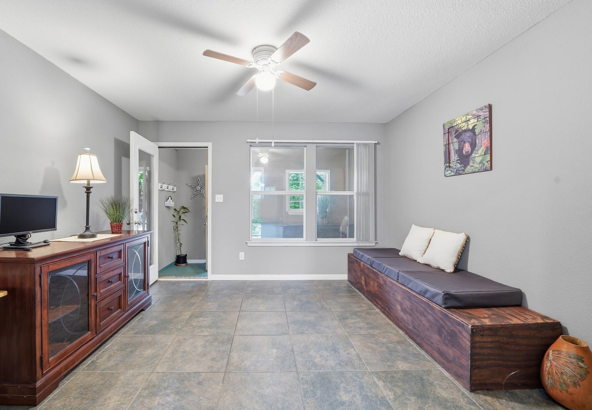 21142 Northland Dr, Lago Vista, TX 78645