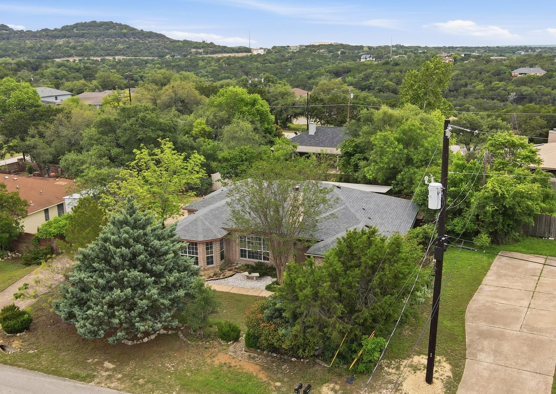 21142 Northland Dr, Lago Vista, TX 78645