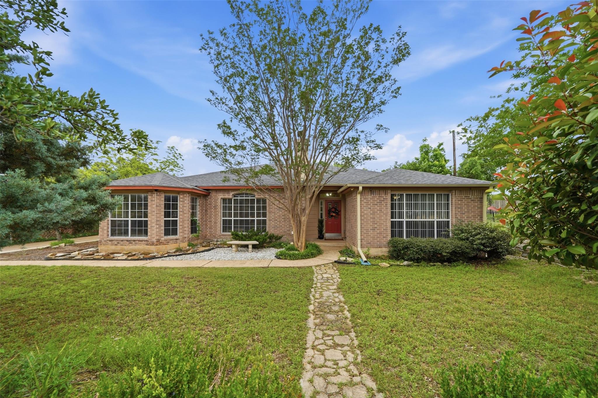 21142 Northland Dr, Lago Vista, TX 78645
