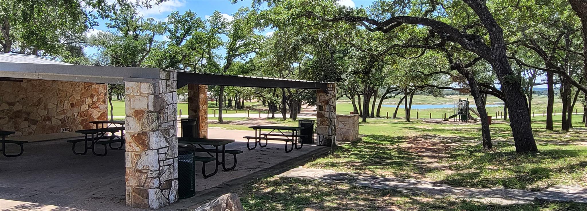 21142 Northland Dr, Lago Vista, TX 78645