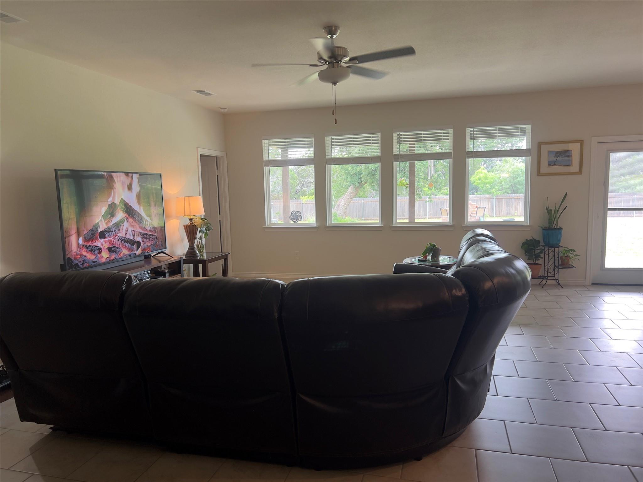 109 Pristine Pass, Buchanan Dam, TX 78609