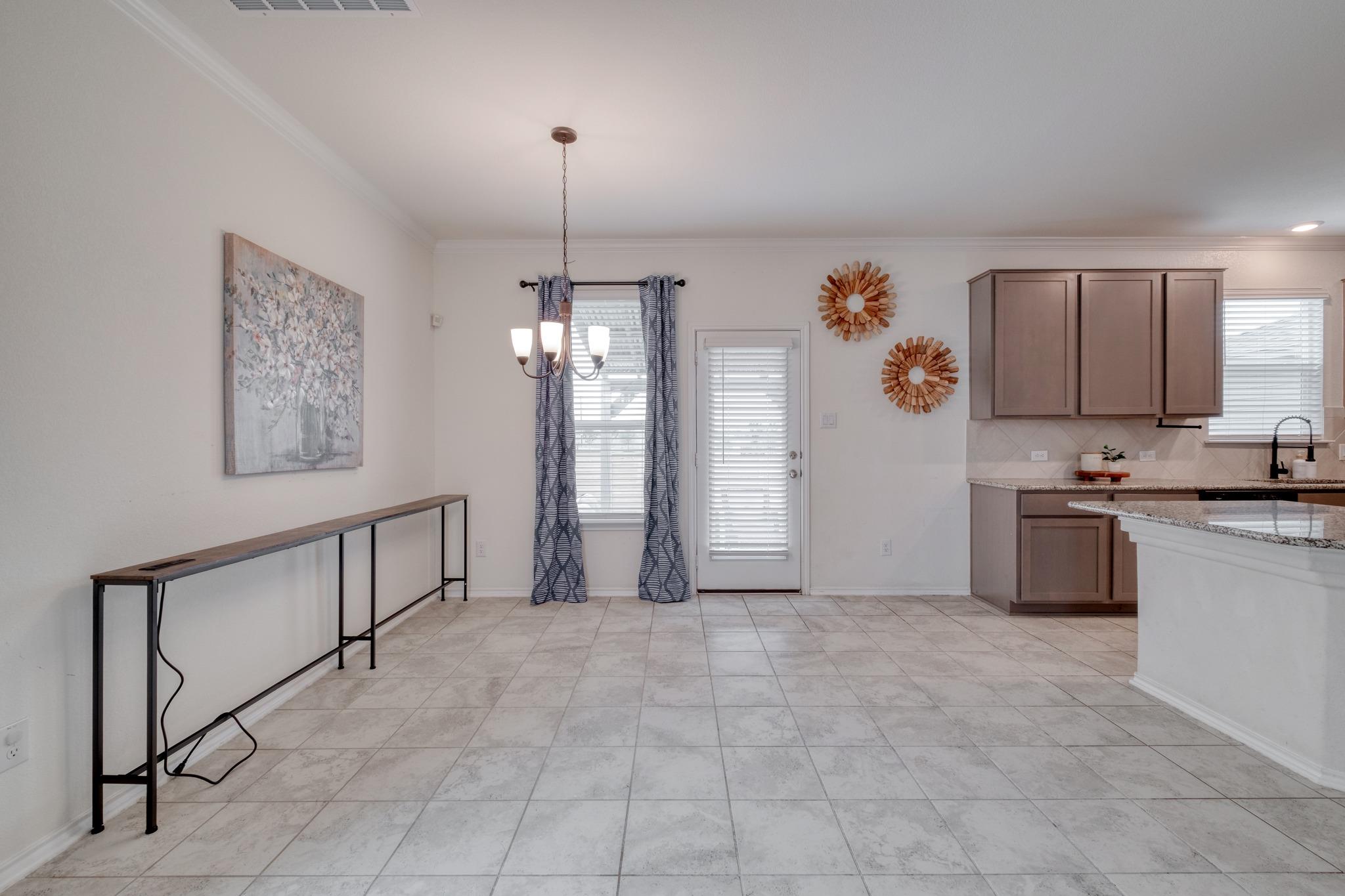 508 Barbary Coast Ln, Jarrell, TX 76537