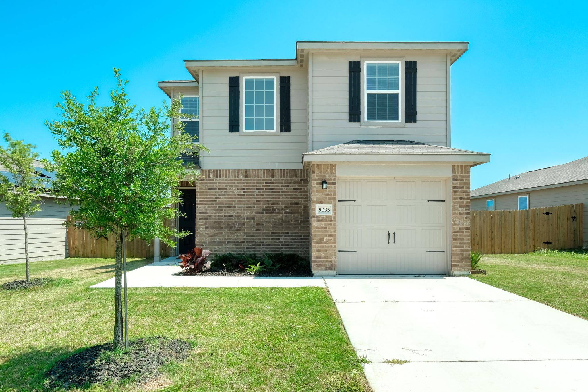 5033 Cressler Ln, Jarrell, TX 76537