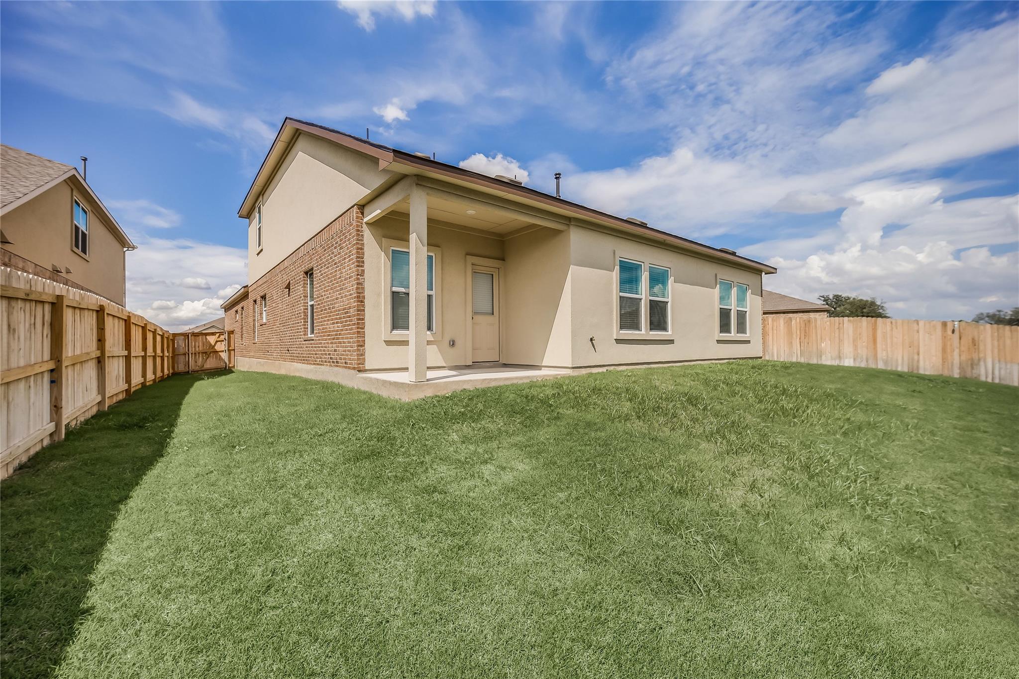 932 Mallow Rd, Leander, TX 78641