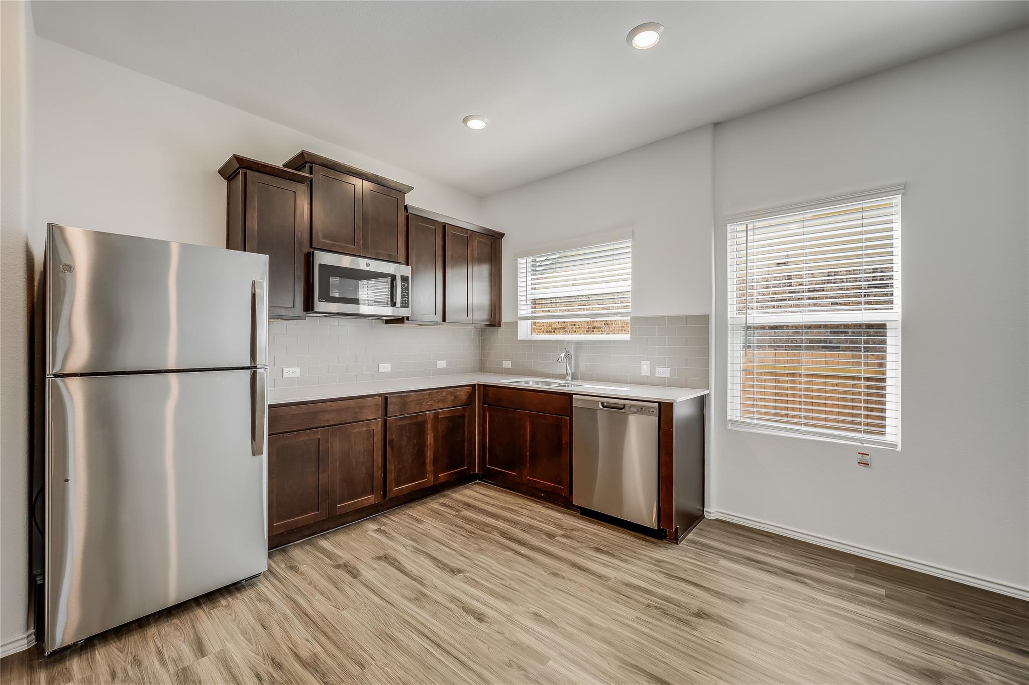 932 Mallow Rd, Leander, TX 78641
