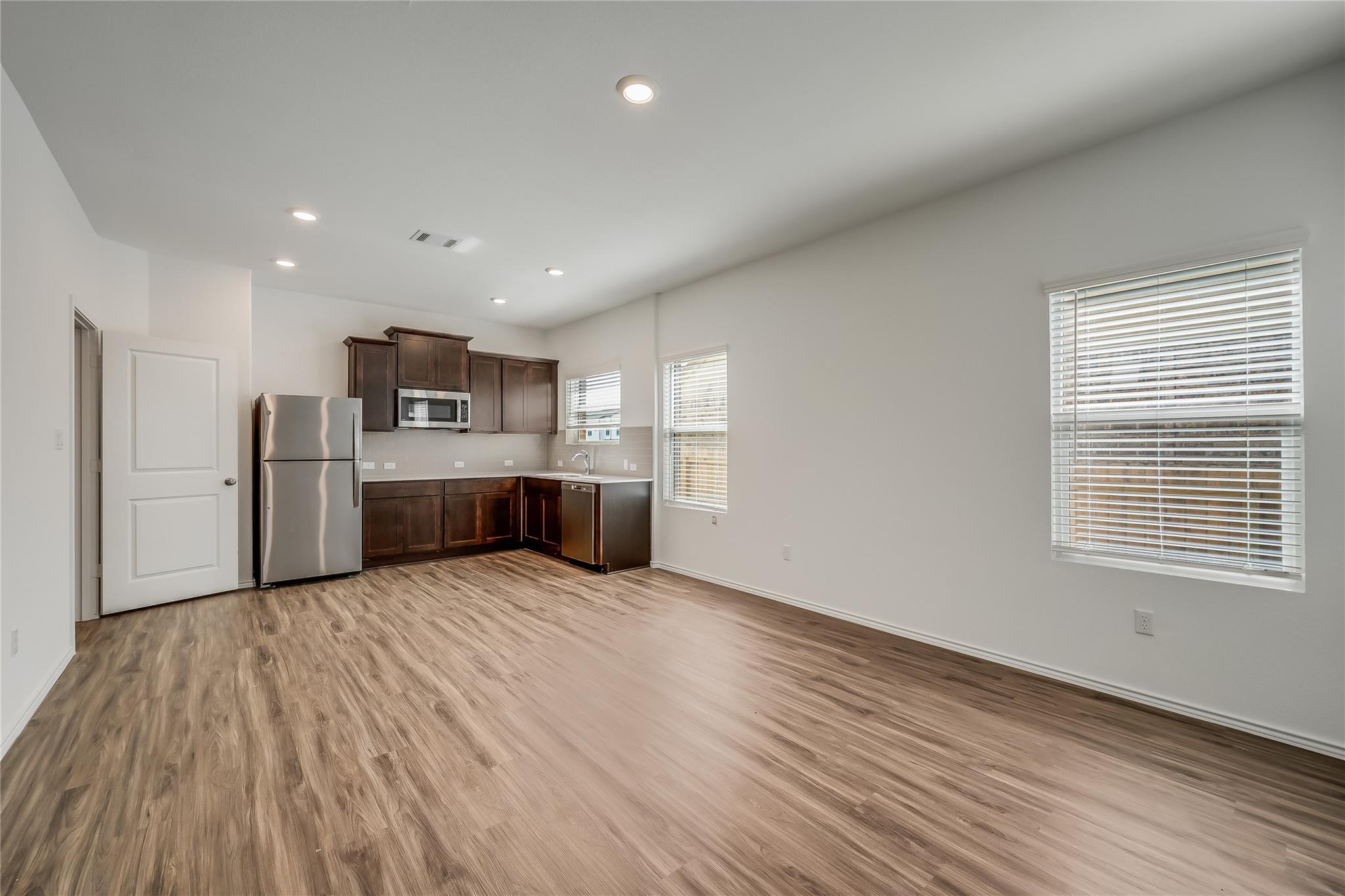 932 Mallow Rd, Leander, TX 78641