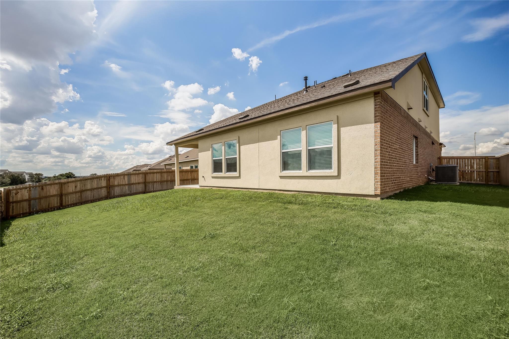 932 Mallow Rd, Leander, TX 78641